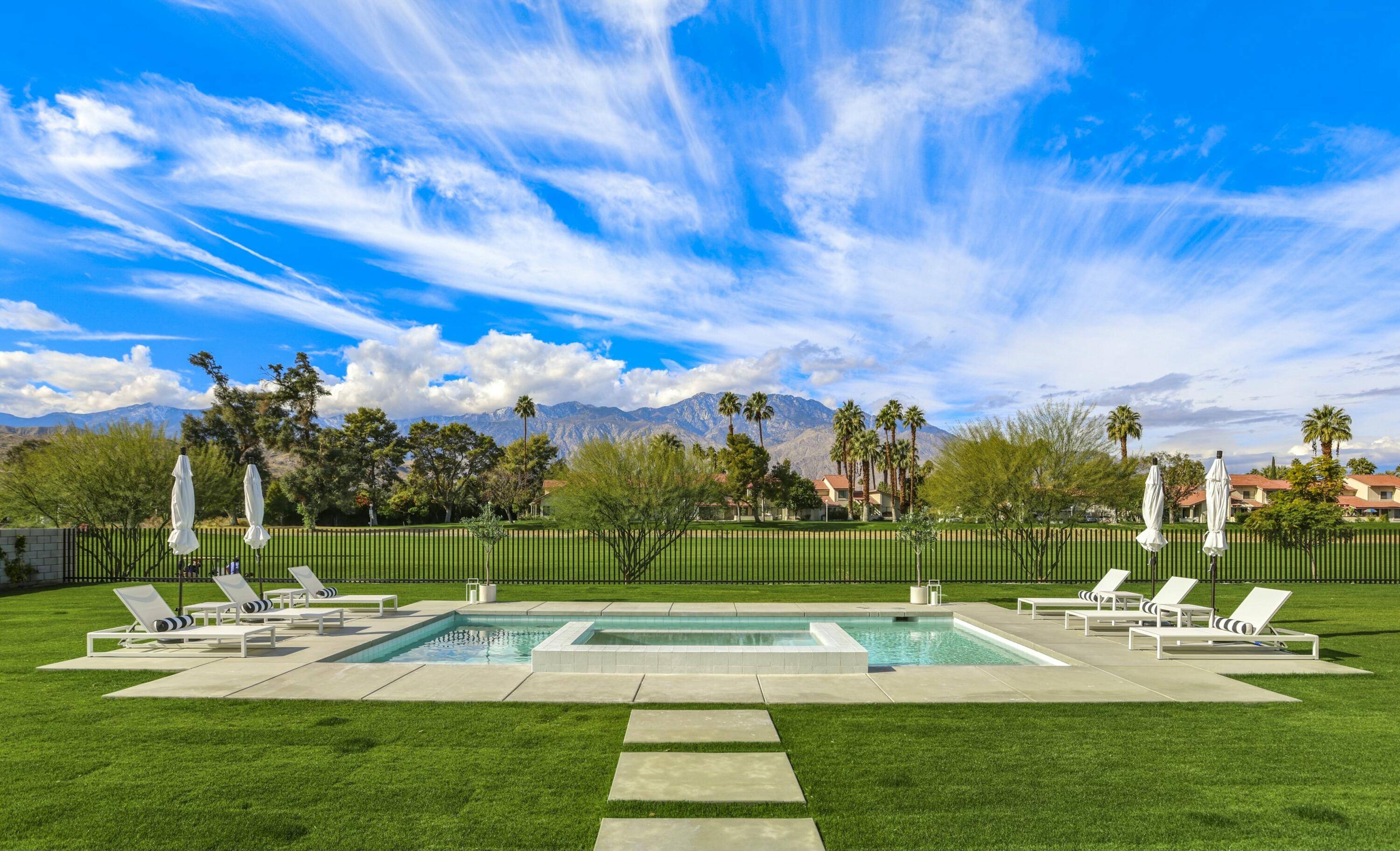 Palm Springs, CA 92264,2215 Lawrence ST