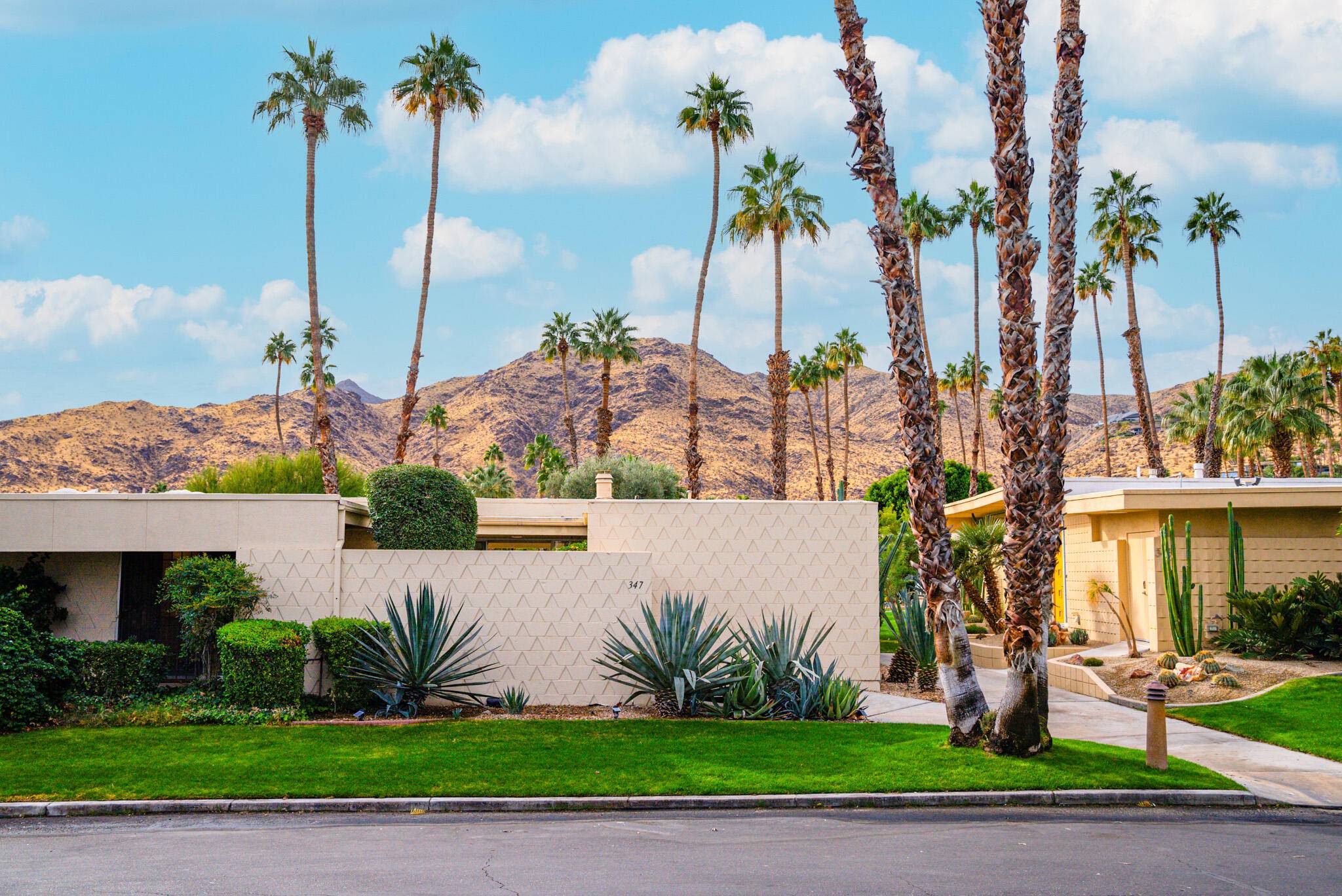 Palm Springs, CA 92264,347 Westlake TER