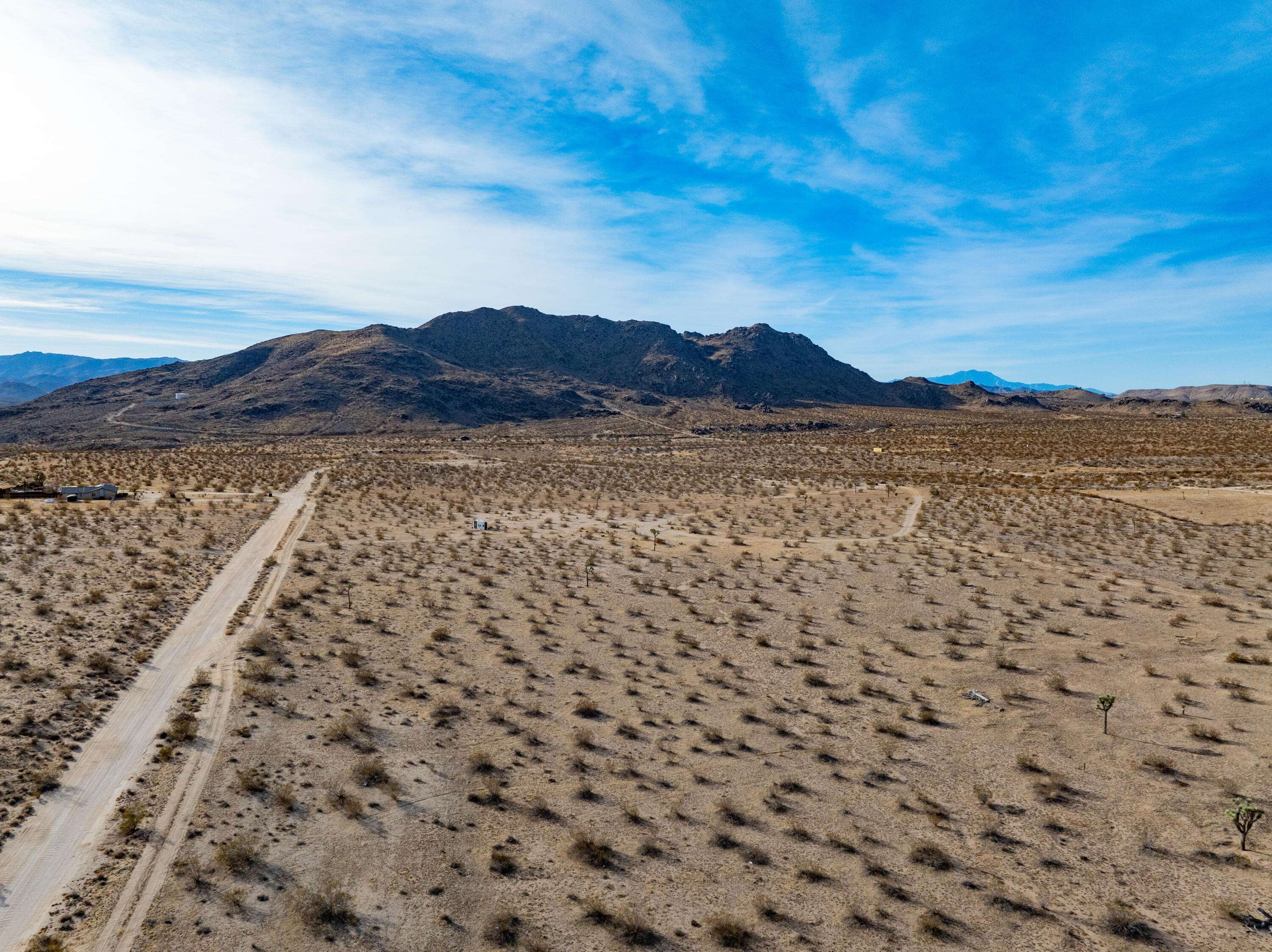 Joshua Tree, CA 92252,3432 Saddleback RD