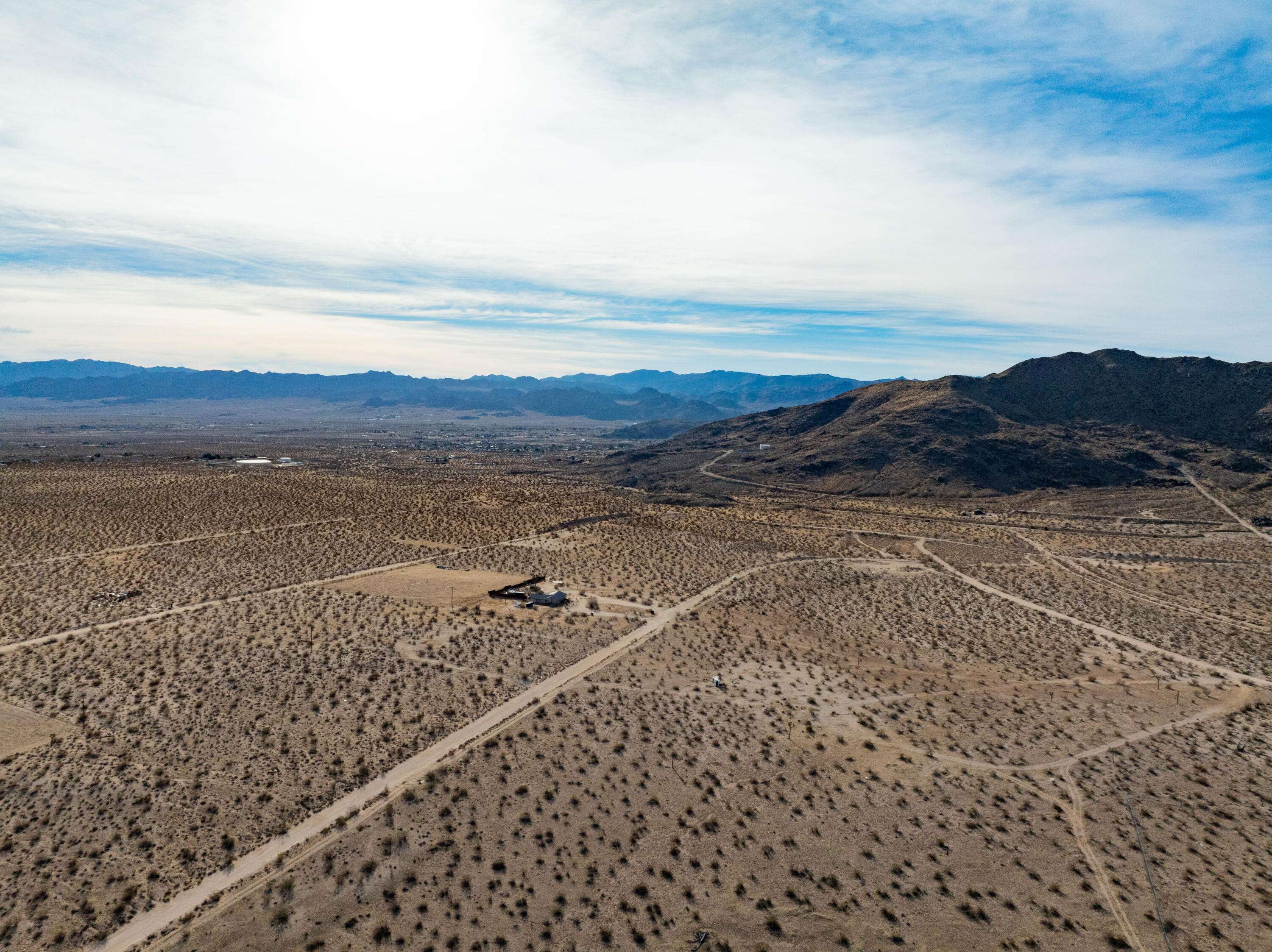 Joshua Tree, CA 92252,3432 Saddleback RD