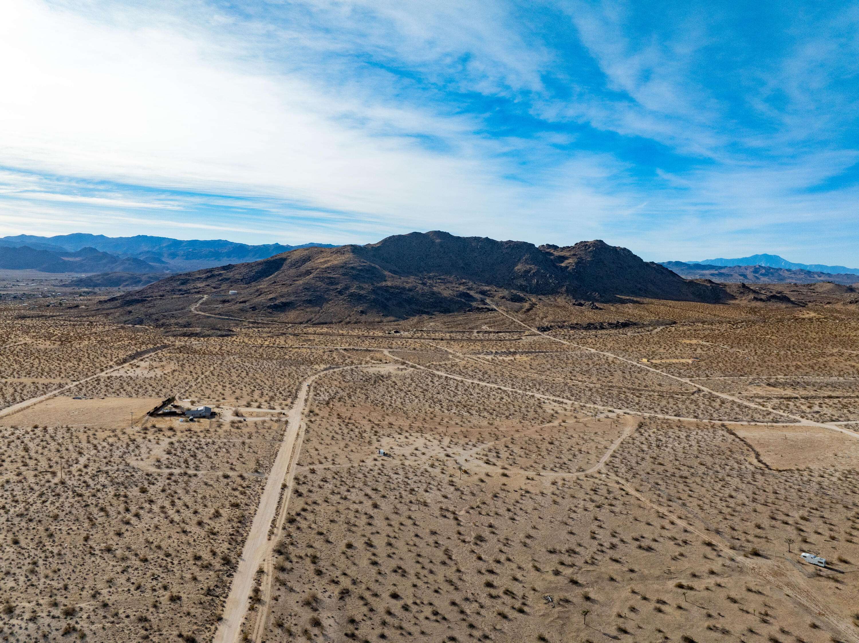 Joshua Tree, CA 92252,3432 Saddleback RD