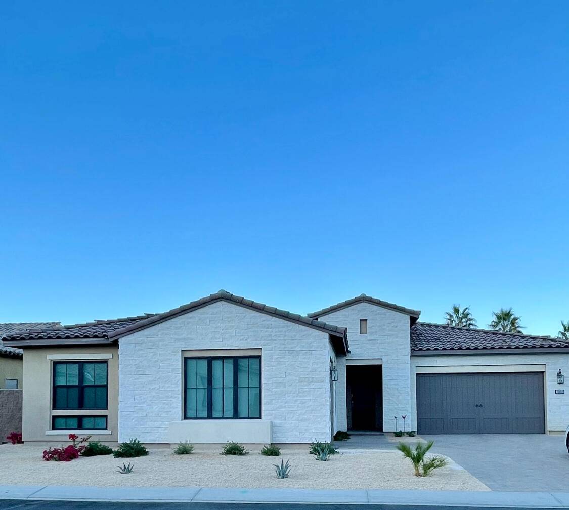 La Quinta, CA 92253,80404 Old Ranch TRL