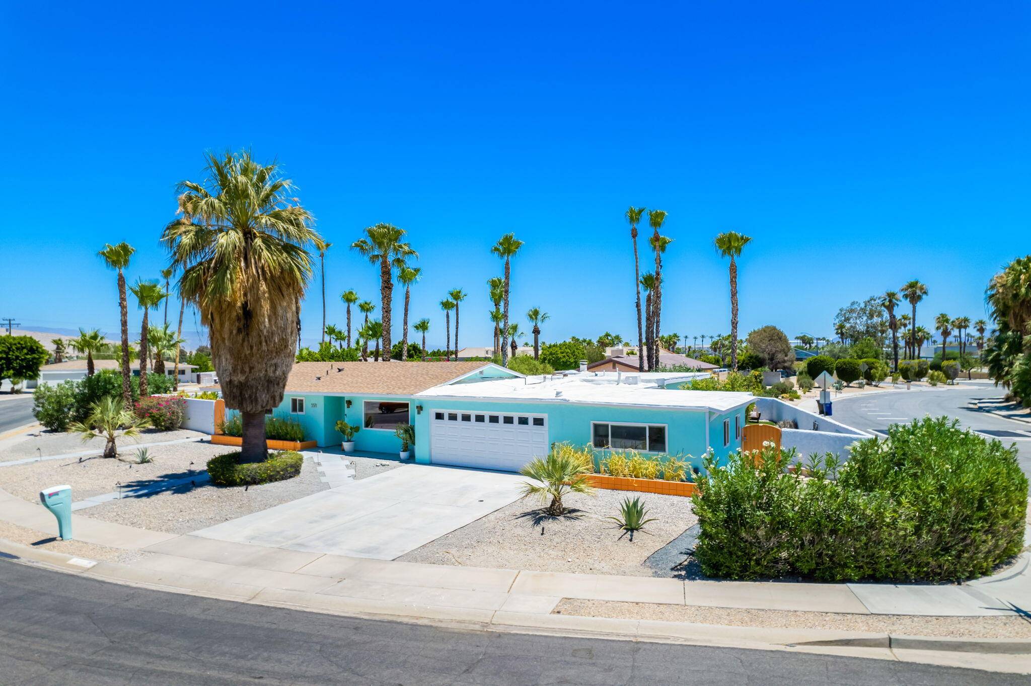 Palm Springs, CA 92262,3571 E Vivian CIR