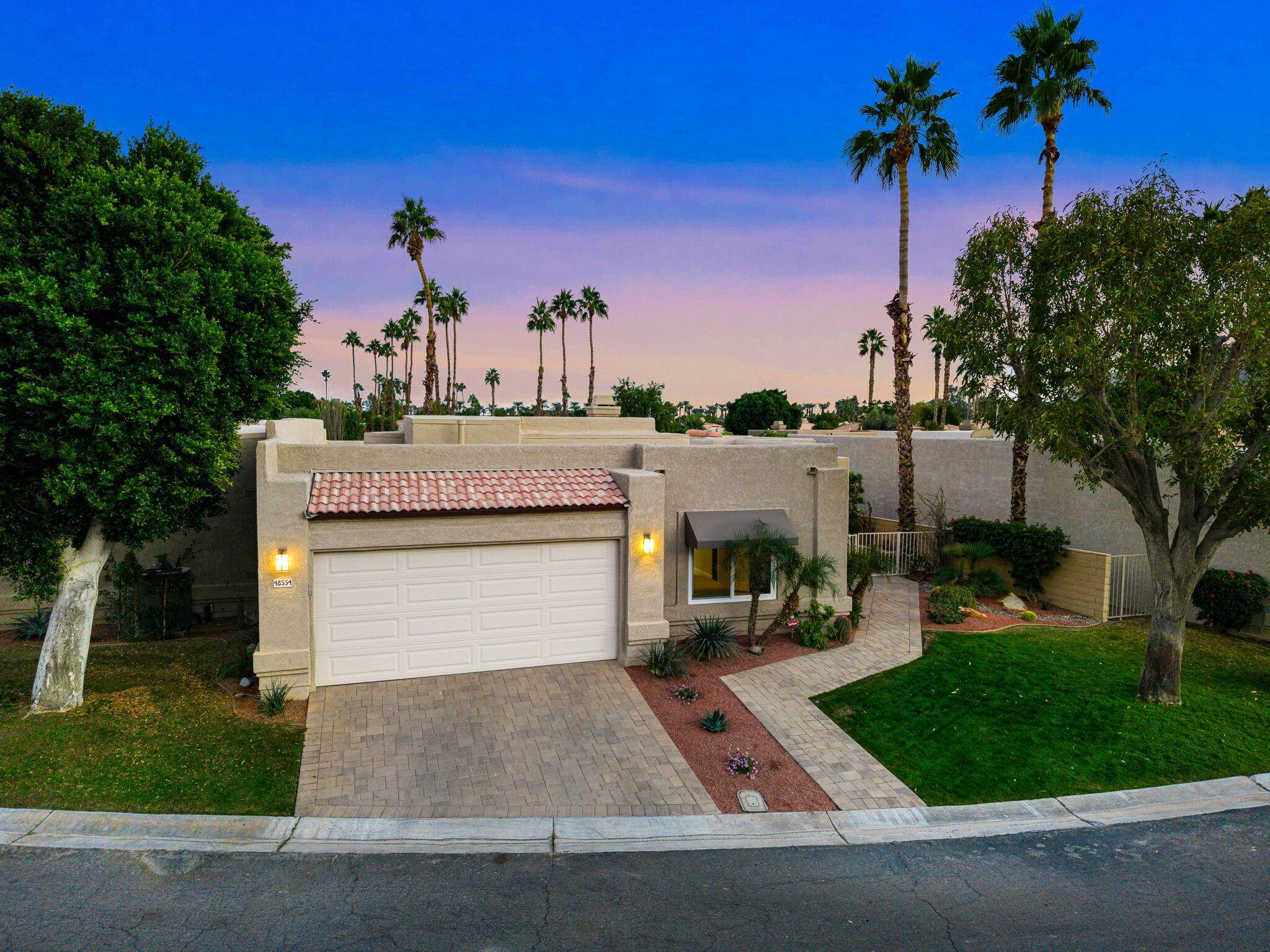 La Quinta, CA 92253,48554 Via Encanto