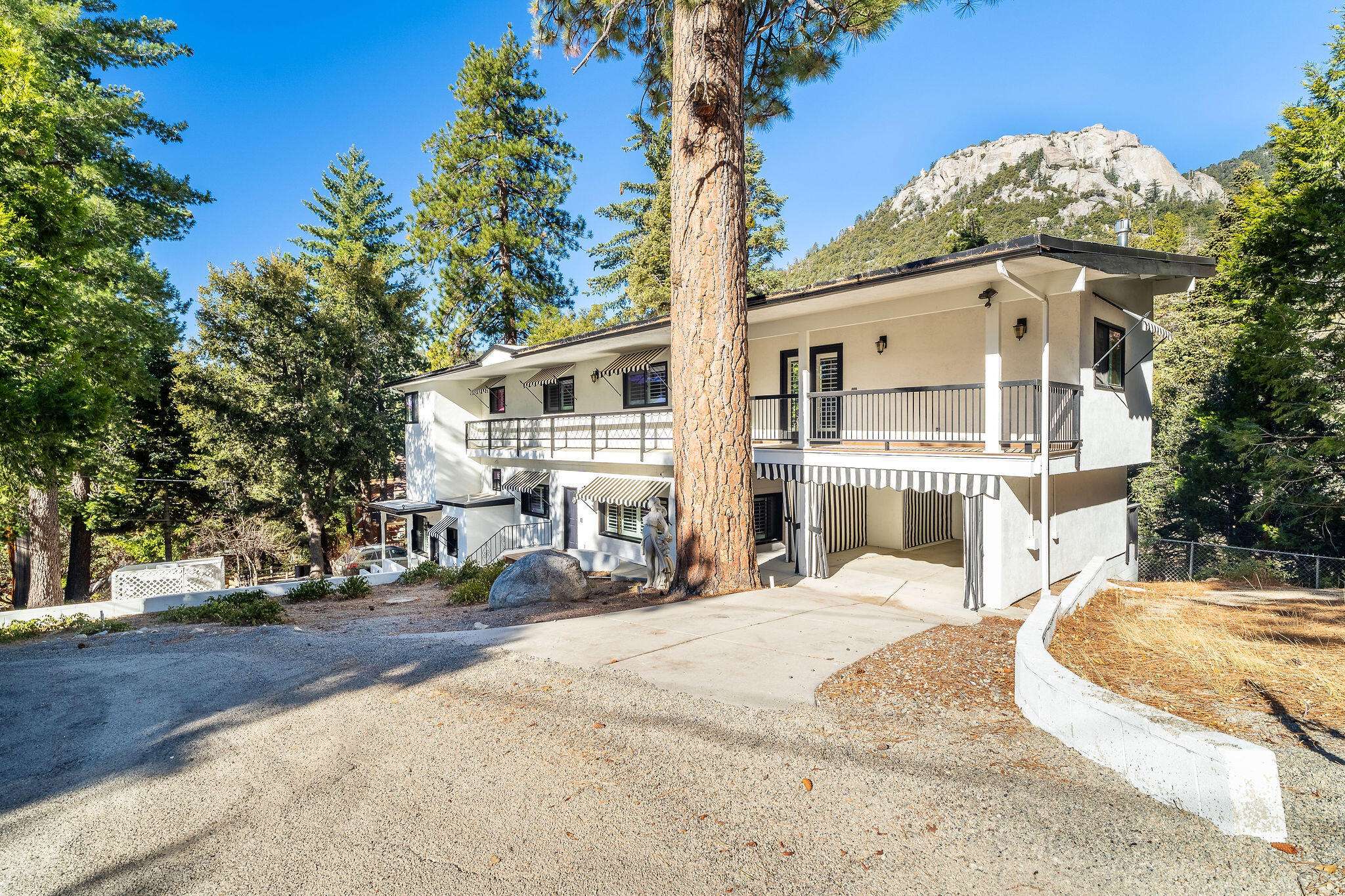 Idyllwild, CA 92549,55596 Encino RD