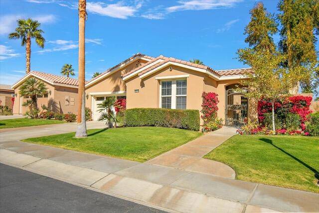 La Quinta, CA 92253,60910 Living Stone DR