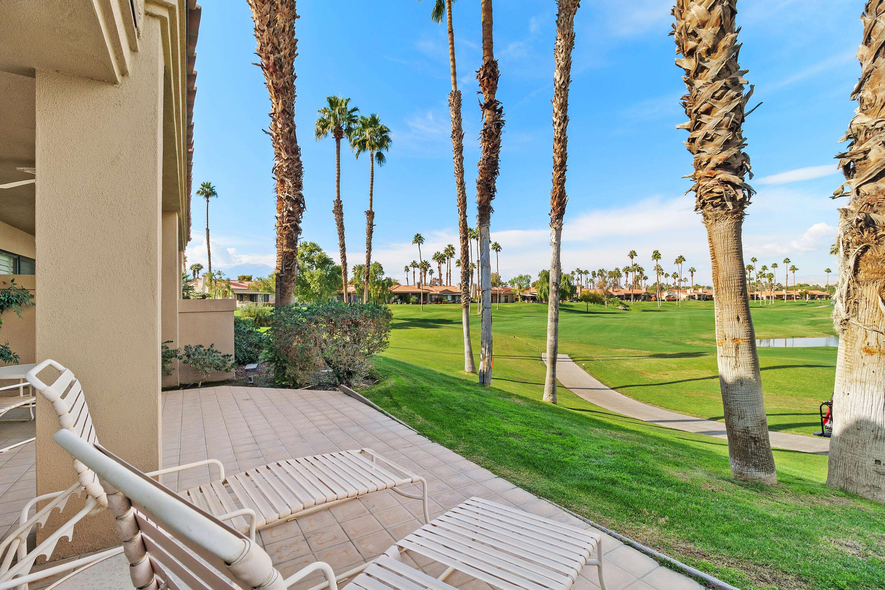 Palm Desert, CA 92211,76080 Palm Valley DR