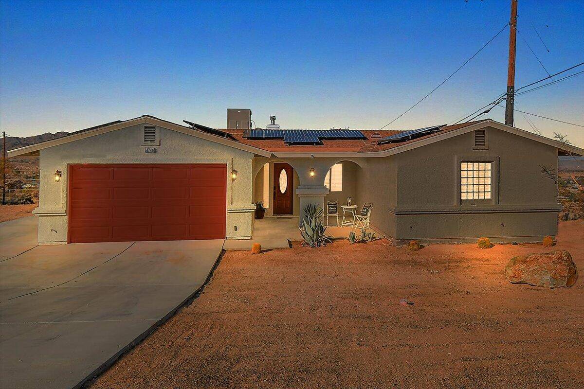 Joshua Tree, CA 92252,61746 Crest Circle DR