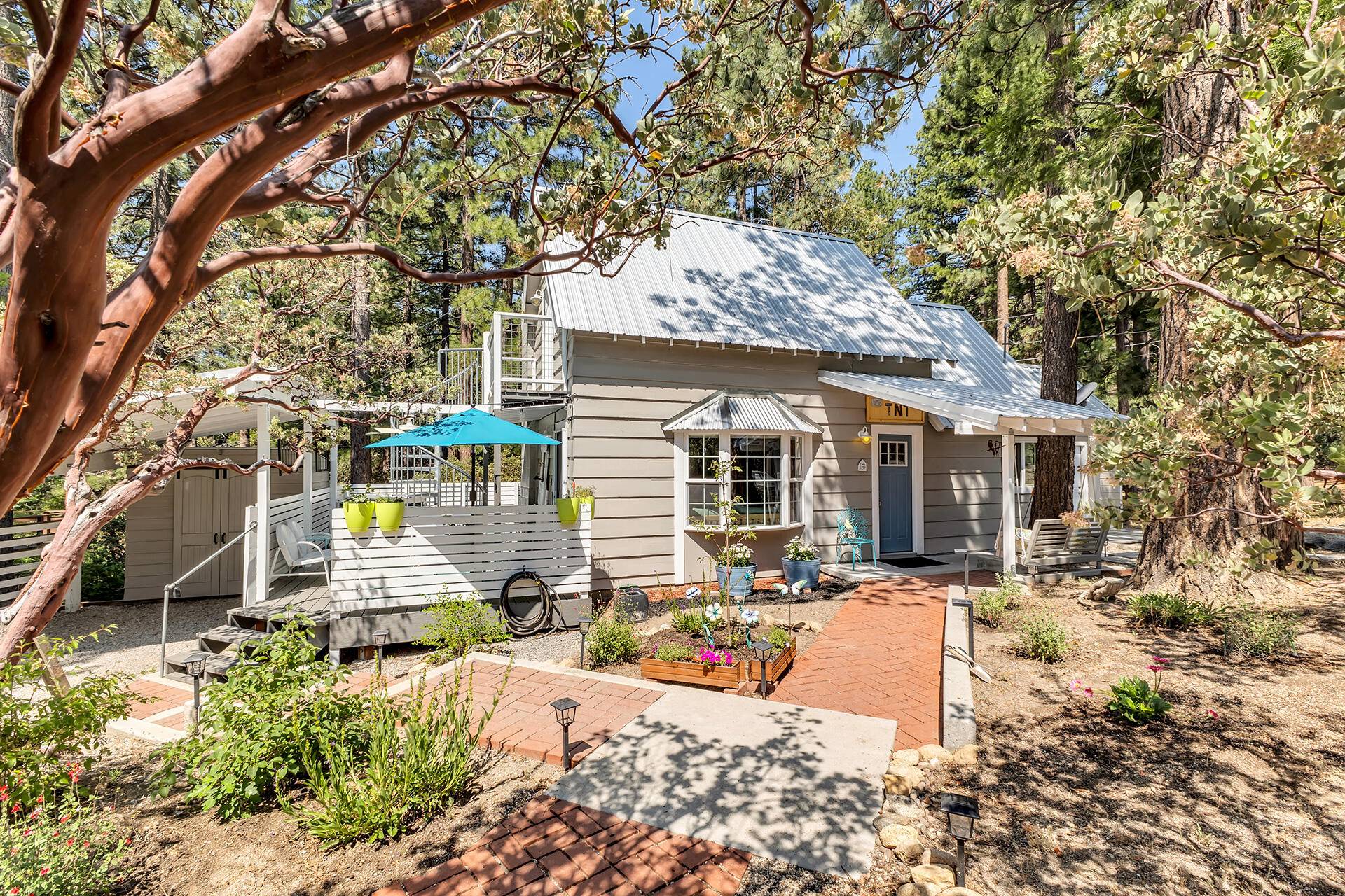 Idyllwild, CA 92549,53125 Overlook DR
