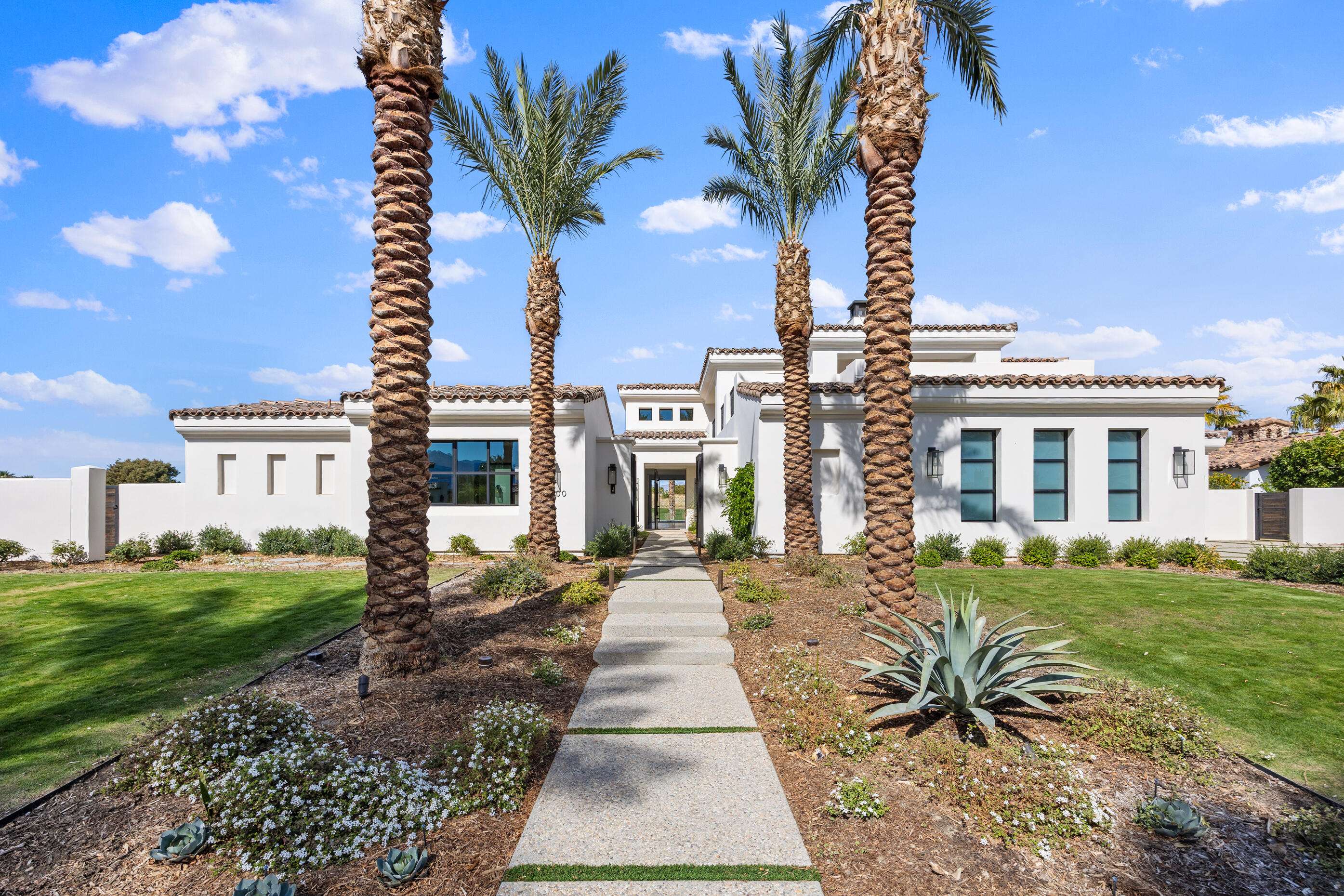 La Quinta, CA 92253,80800 Via Portofino