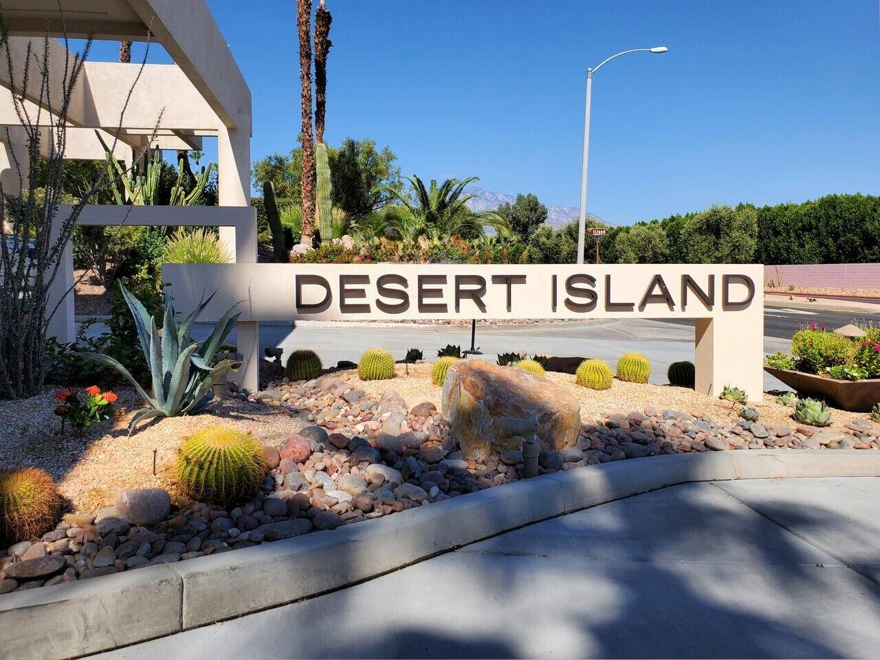 Rancho Mirage, CA 92270,910 Island DR #110