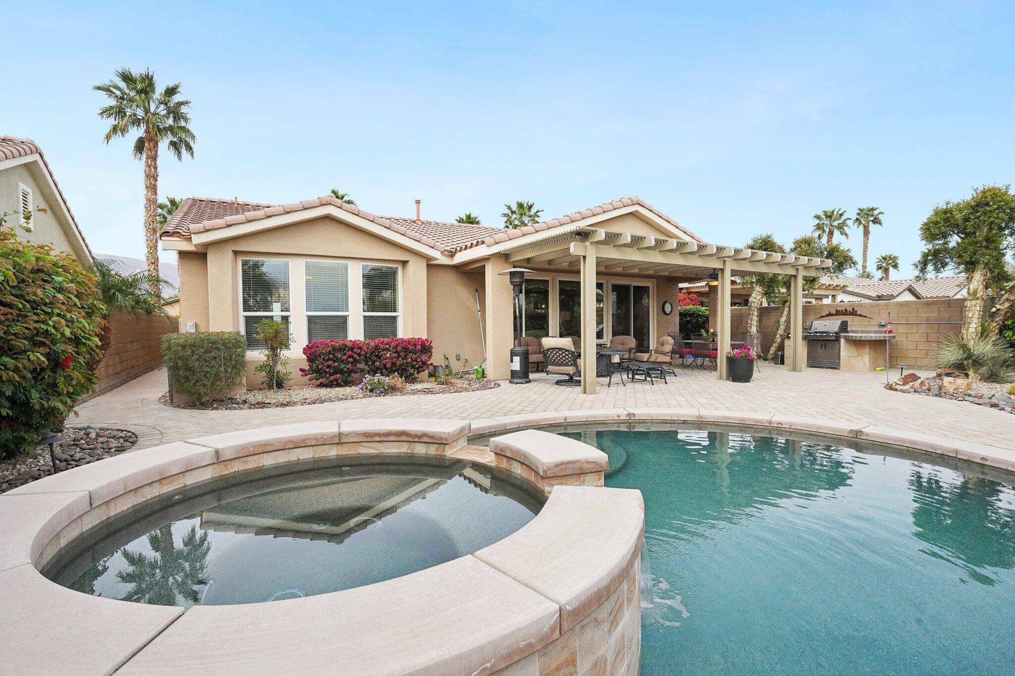 La Quinta, CA 92253,60790 Fire Barrel DR