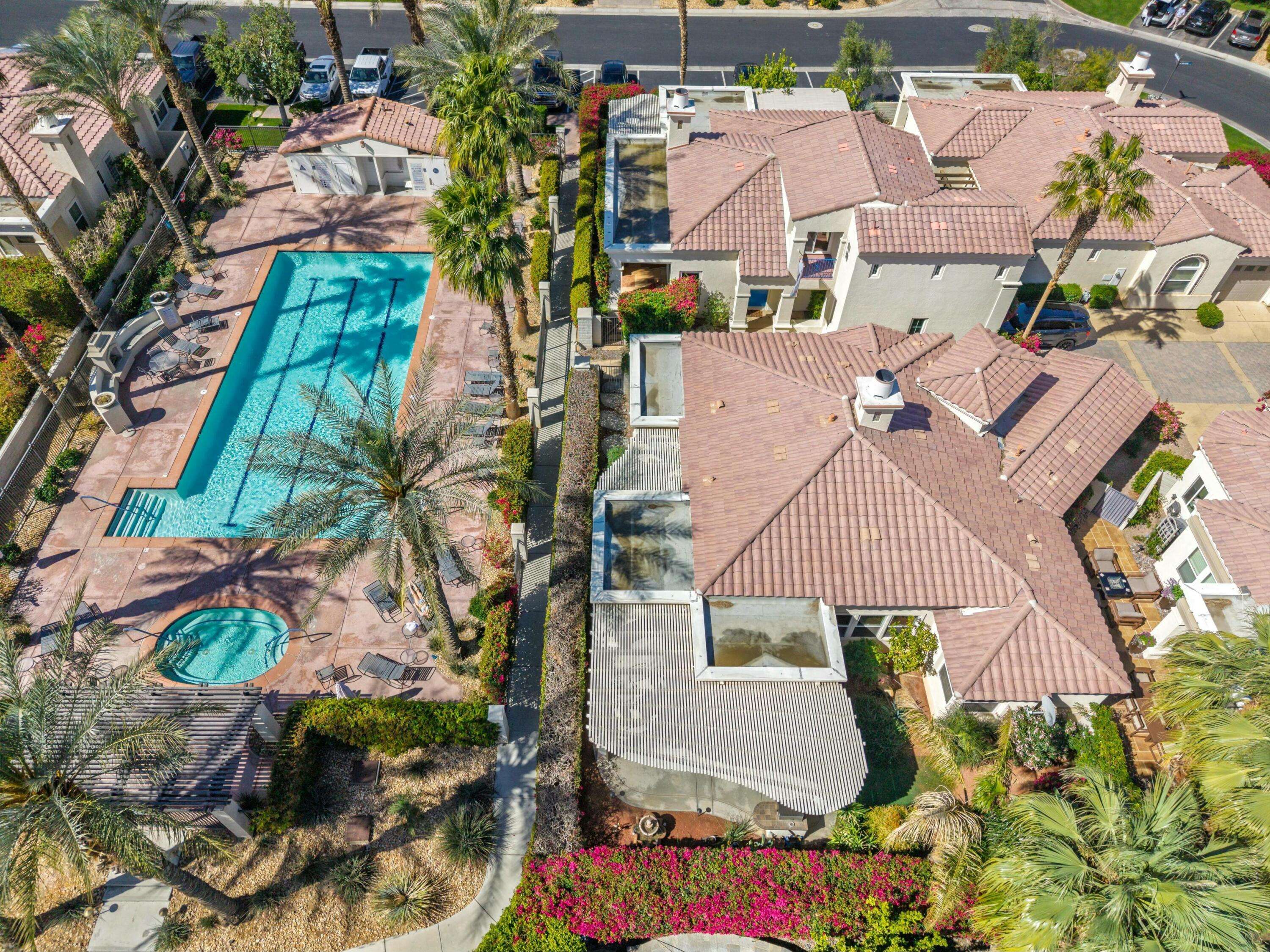 La Quinta, CA 92253,80817 Via Puerta Azul