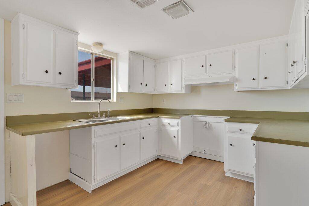 Blythe, CA 92225,630 Seville LN