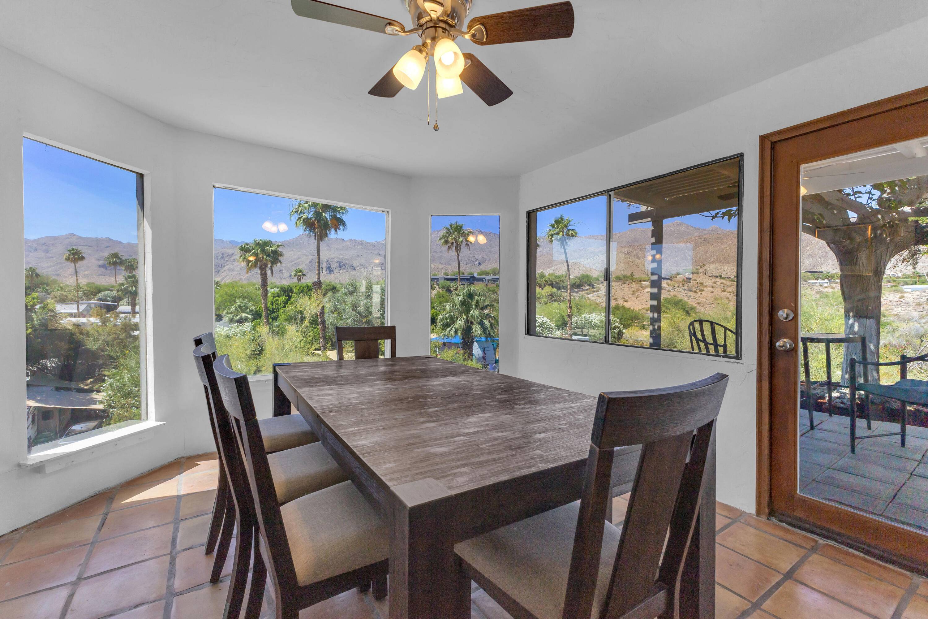 Palm Desert, CA 92260,40 Country Club DR