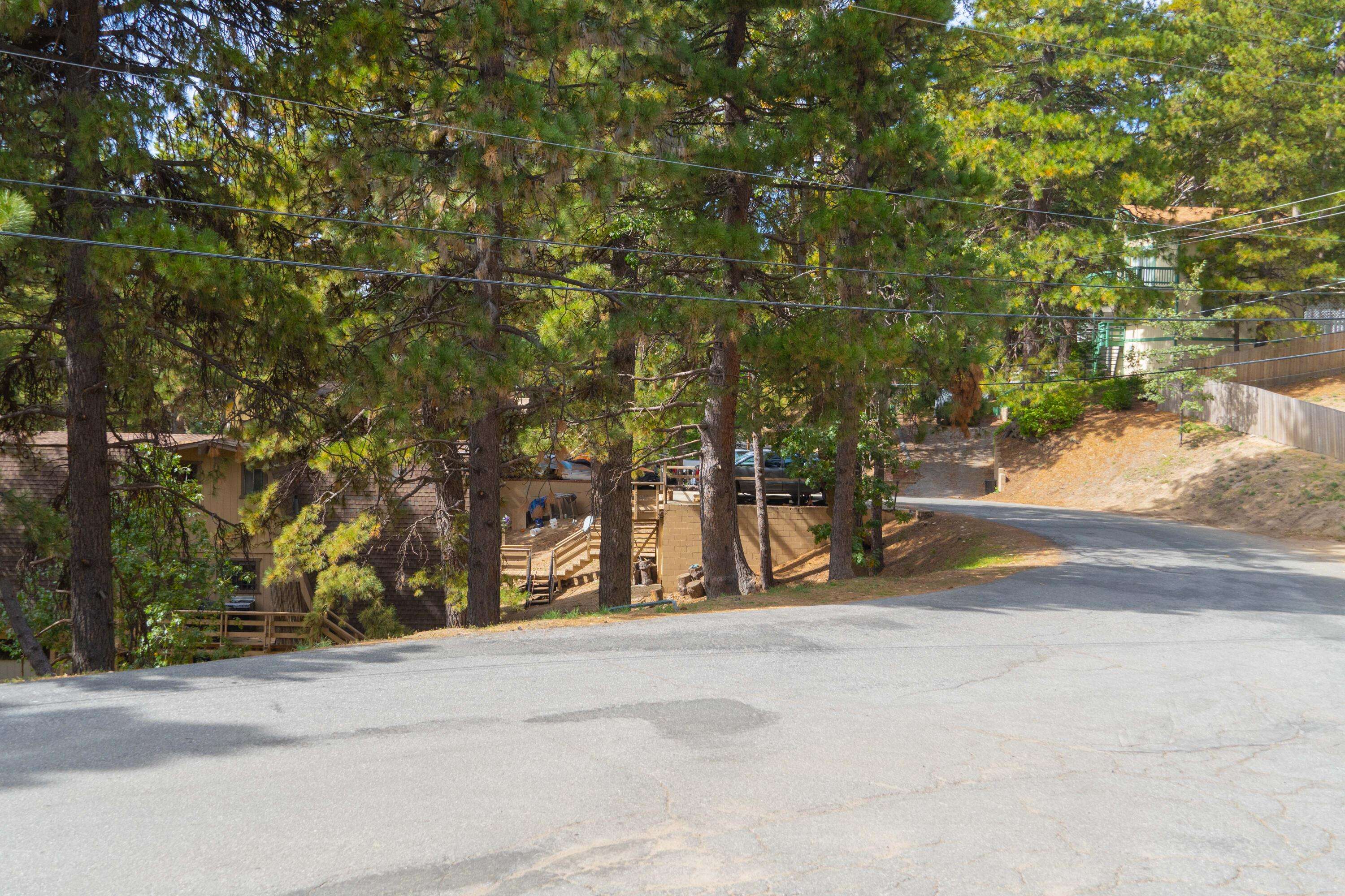Running Springs, CA 92382,0 Circle View DR