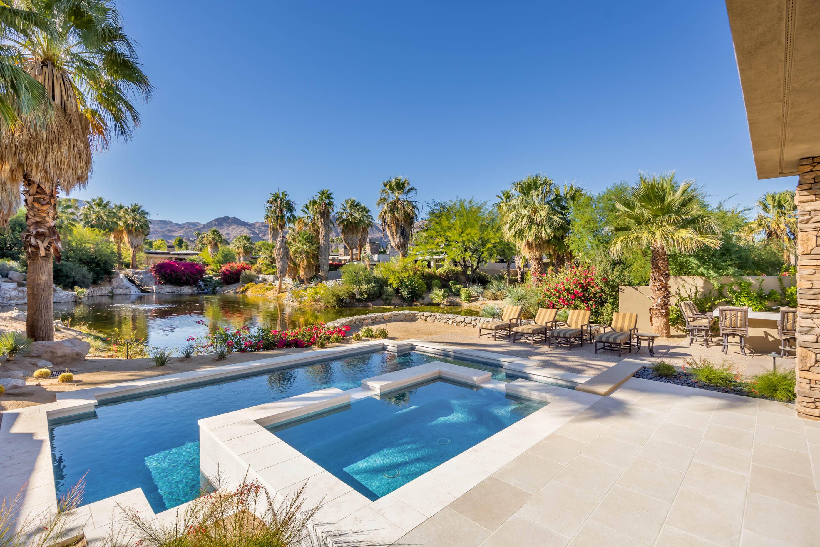 Palm Desert, CA 92260,1126 Lake VISTA