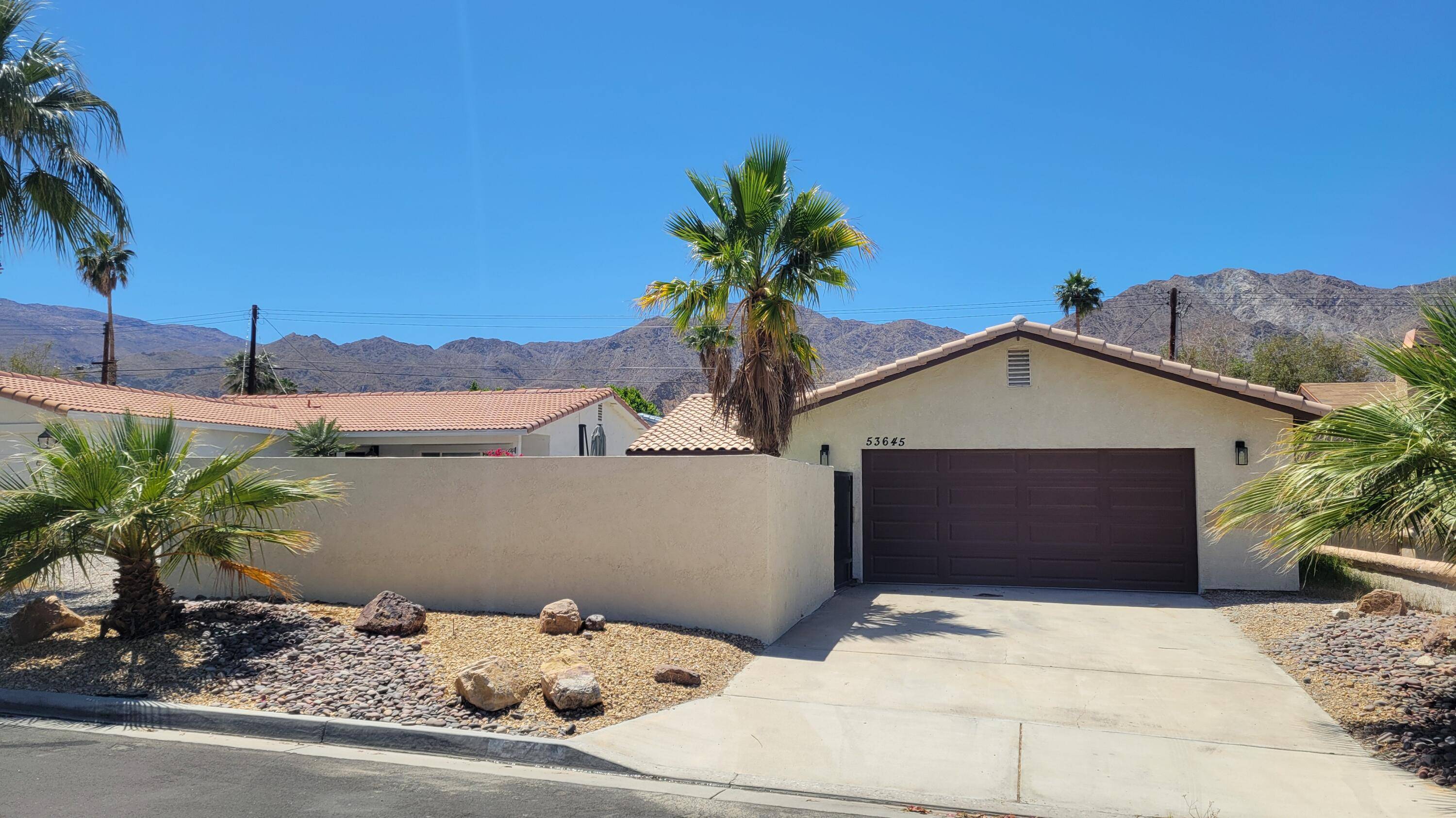 La Quinta, CA 92253,53645 Avenida Mendoza