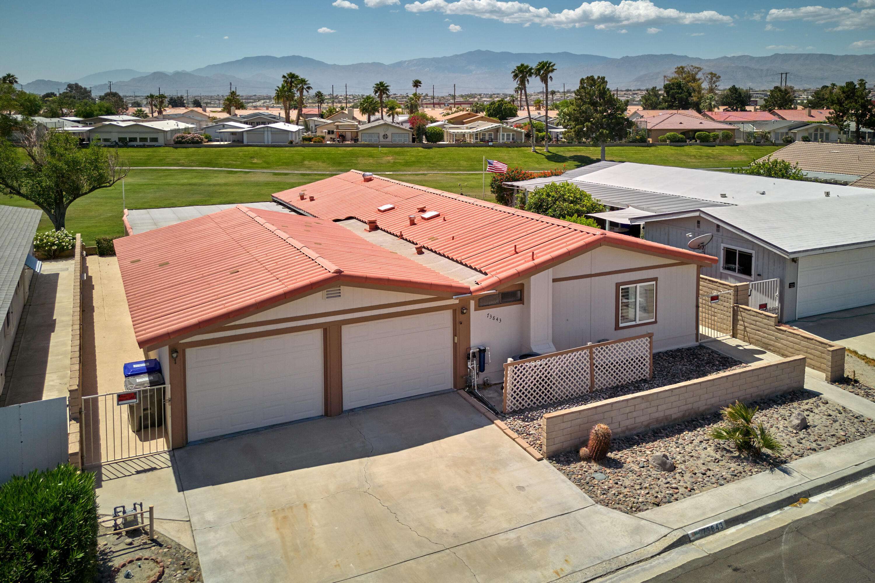 Thousand Palms, CA 92276,73843 Elizabeth DR