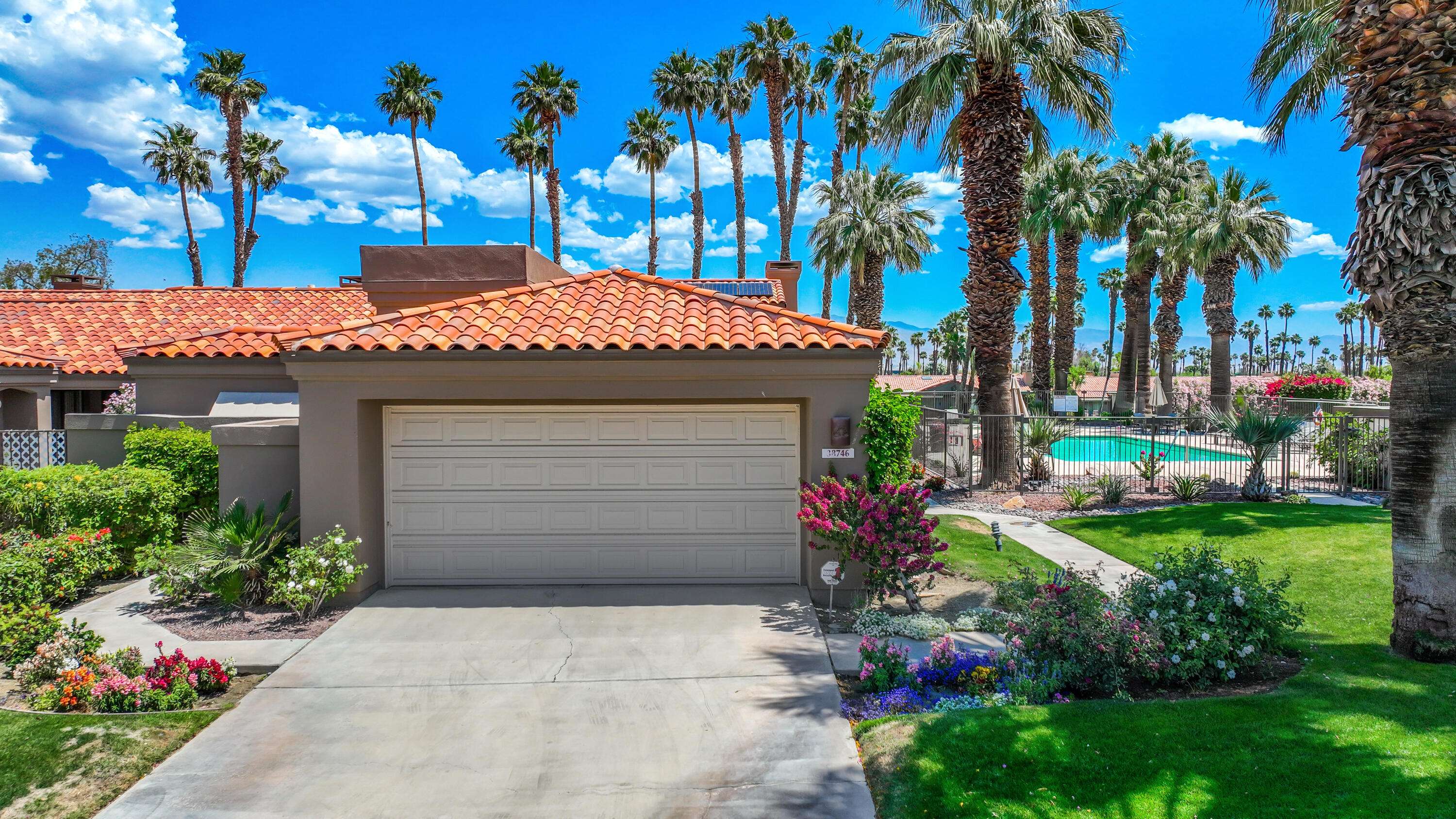 Palm Desert, CA 92211,38746 Dahlia CIR