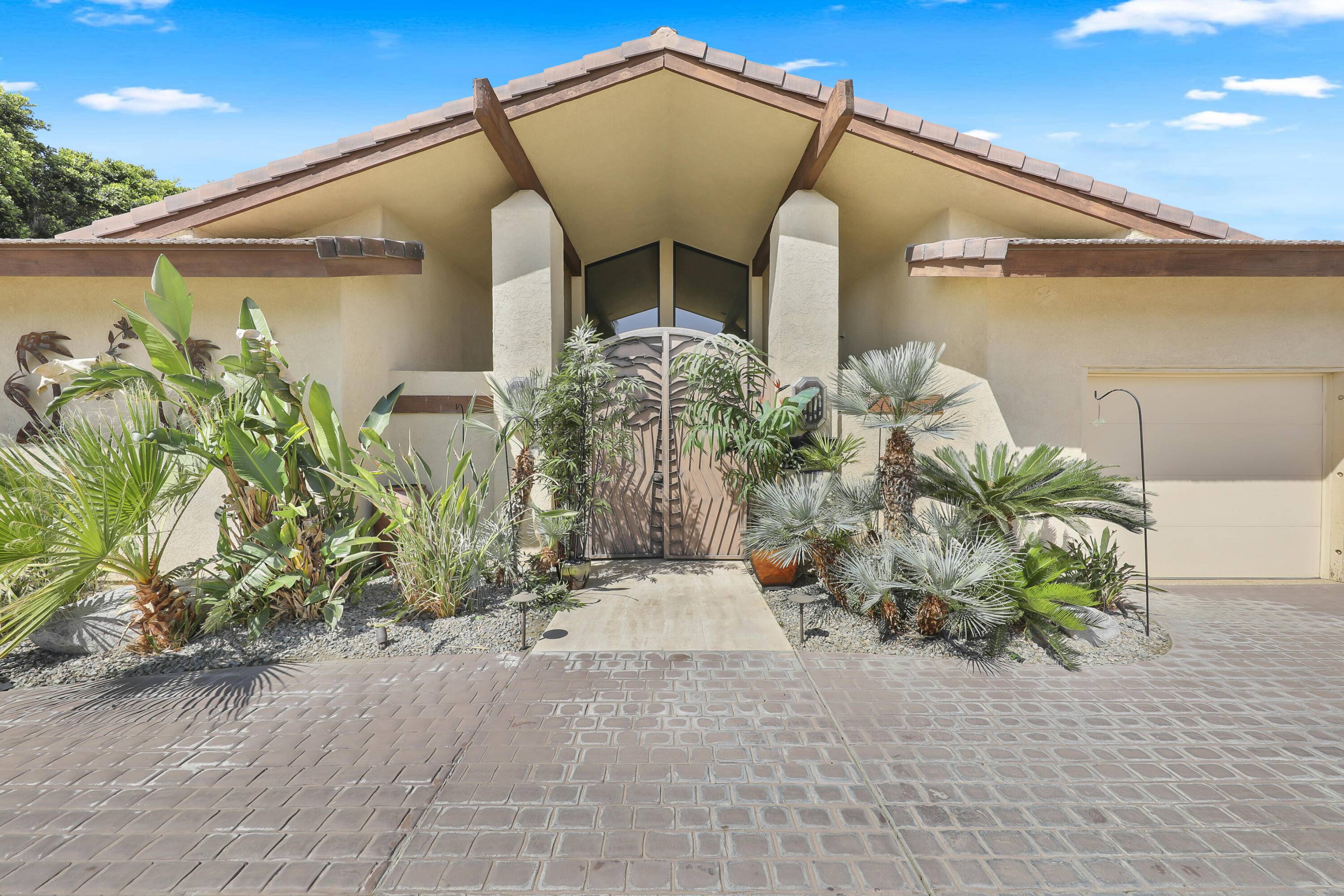 Bermuda Dunes, CA 92203,43721 Port Maria RD