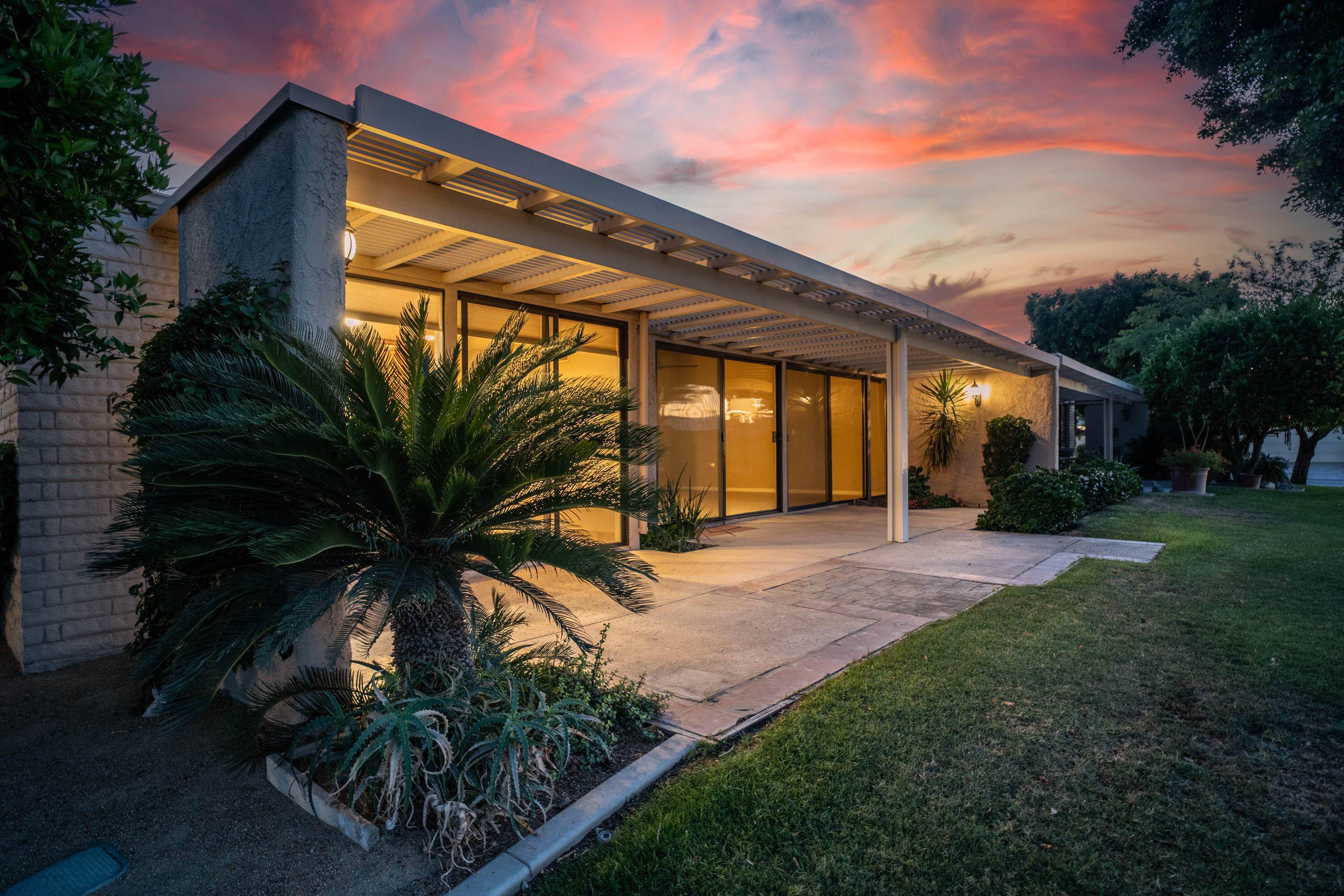 Indian Wells, CA 92210,75180 Chippewa DR