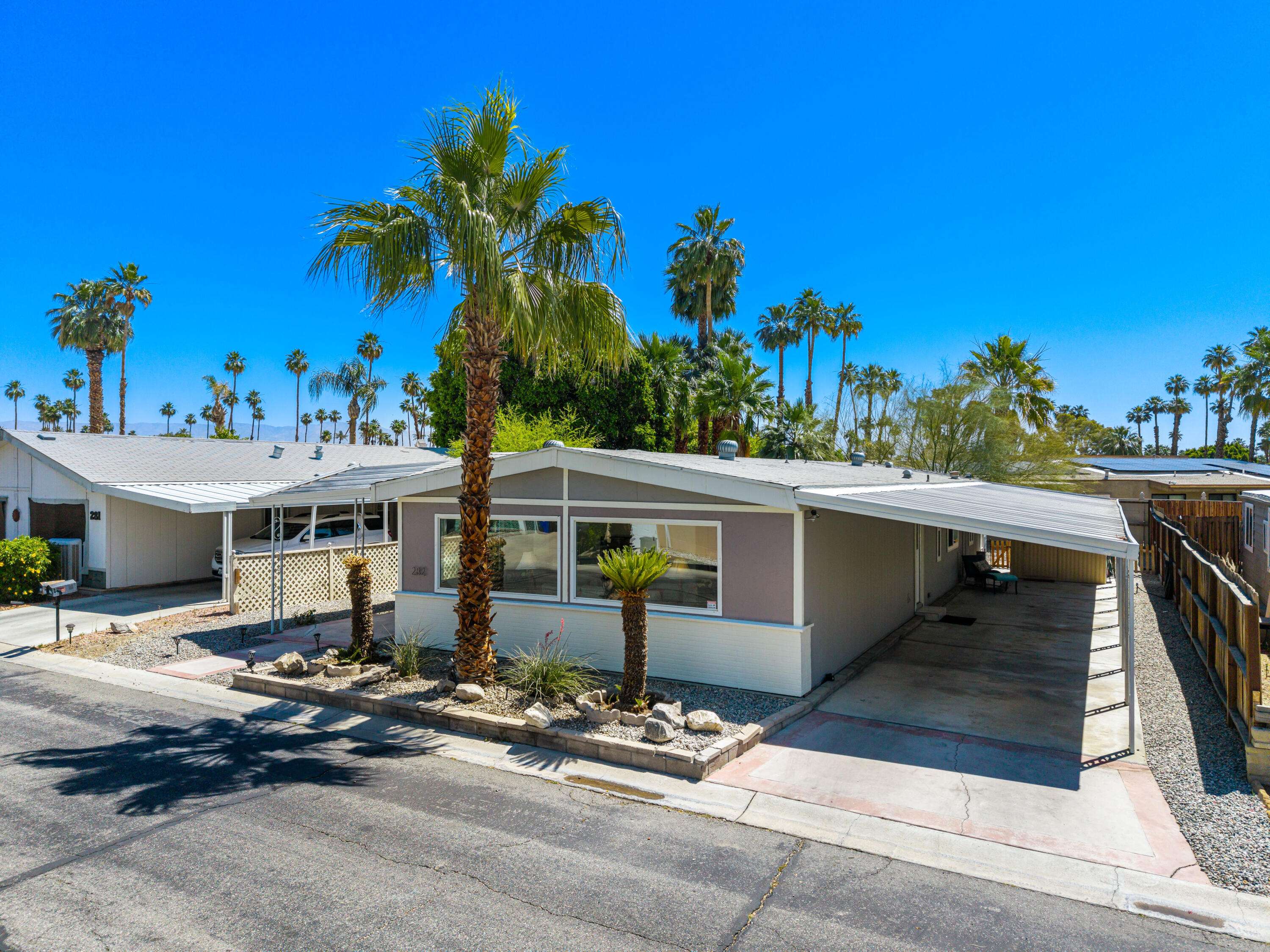 Cathedral City, CA 92234,282 Avenida Andorra
