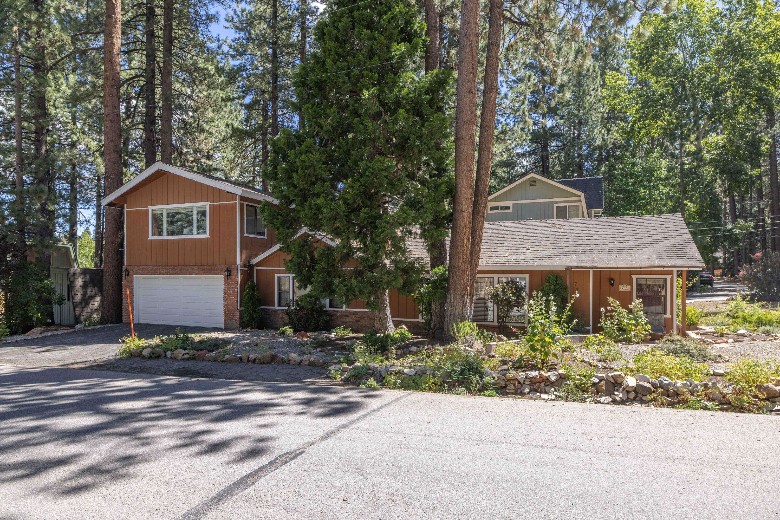 Big Bear Lake, CA 92315,749 Birch ST