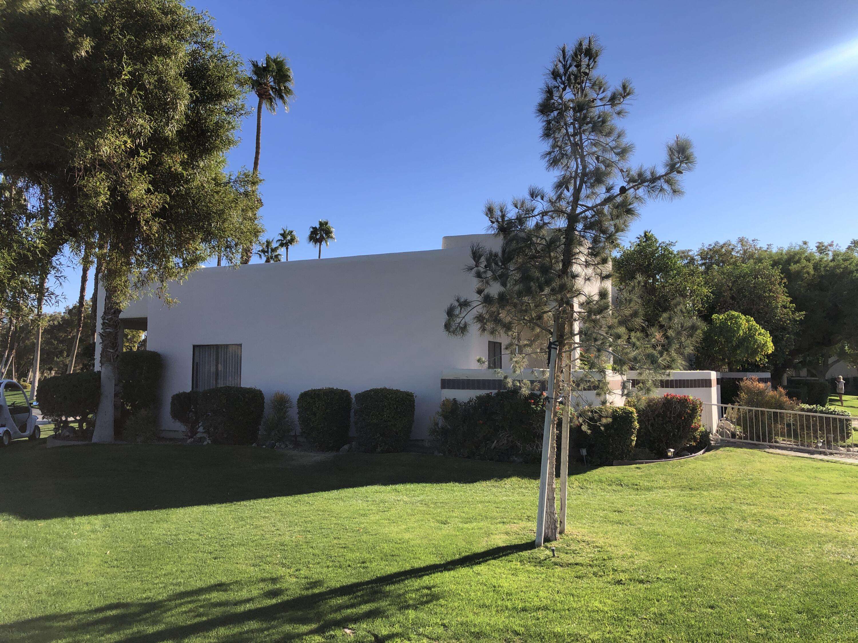 Cathedral City, CA 92234,67482 Toltec CT
