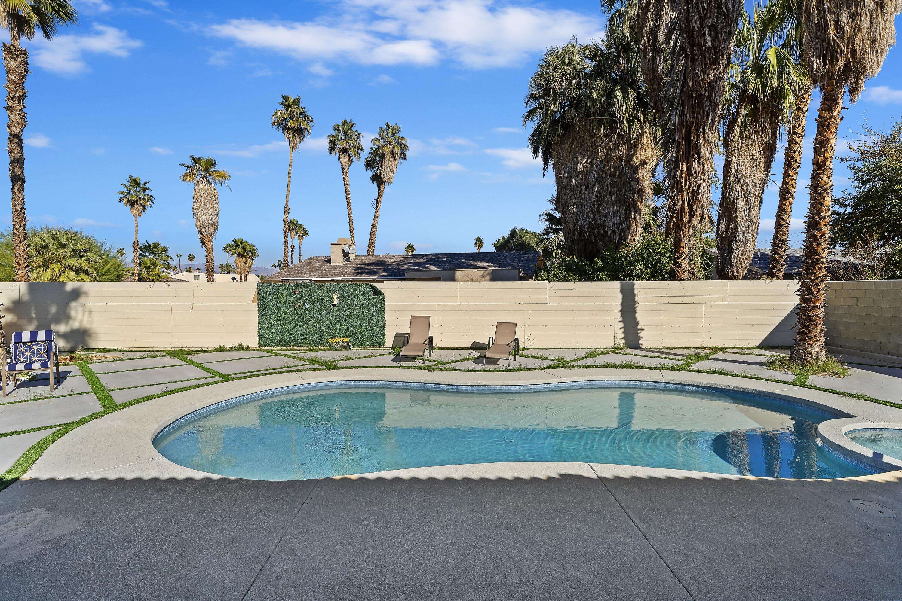 Cathedral City, CA 92234,69440 Victoria DR