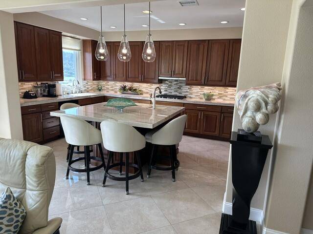 La Quinta, CA 92253,80279 Via Tesoro