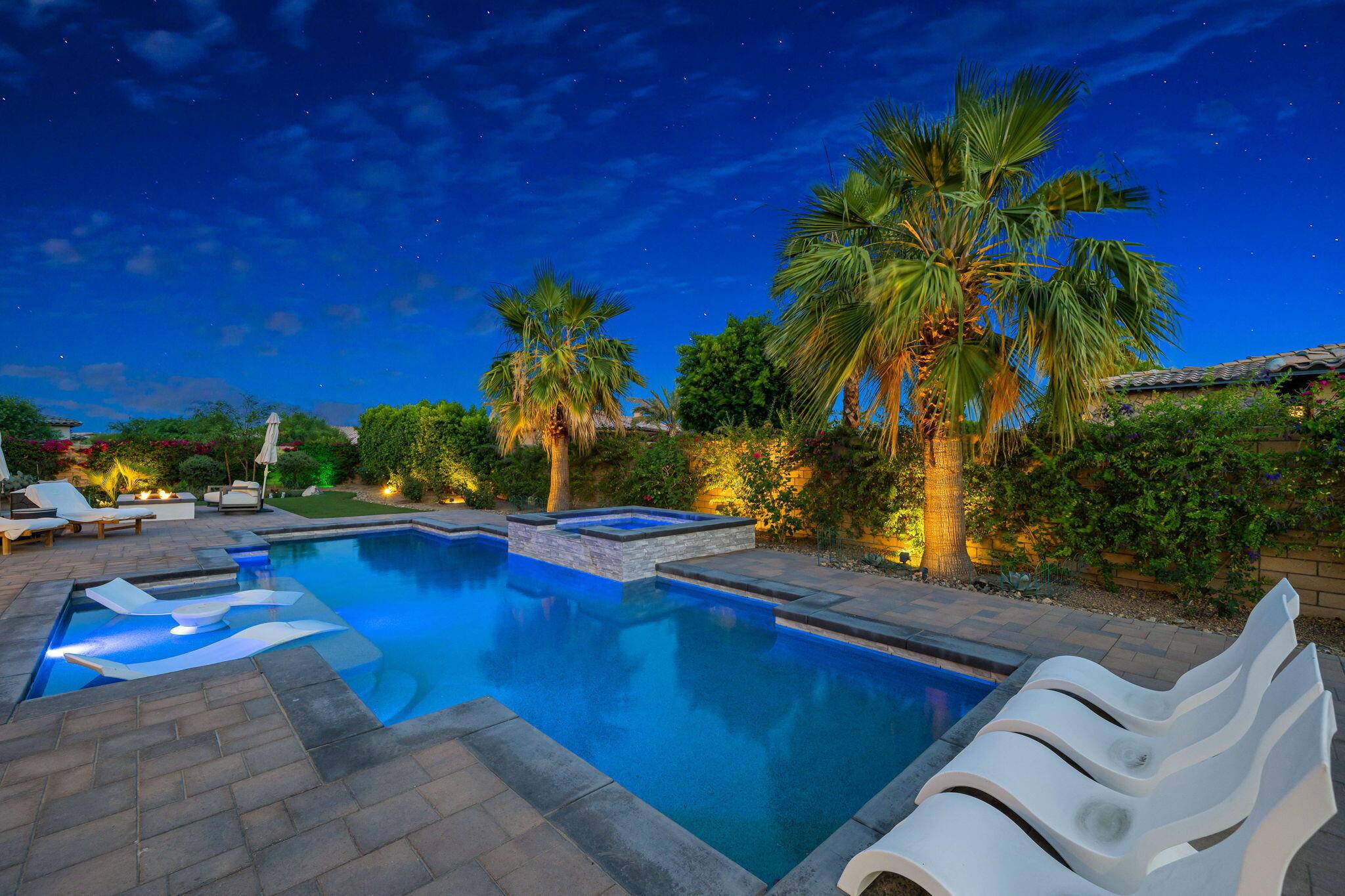 La Quinta, CA 92253,81439 Merv Griffin WAY