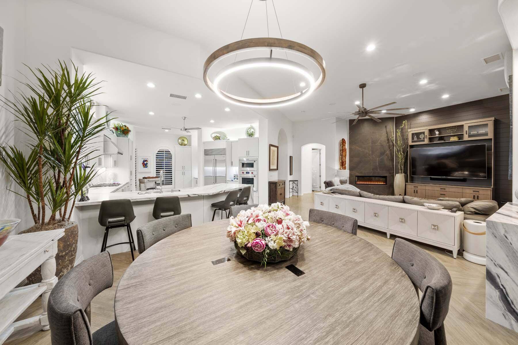 Indian Wells, CA 92210,76357 Via Chianti