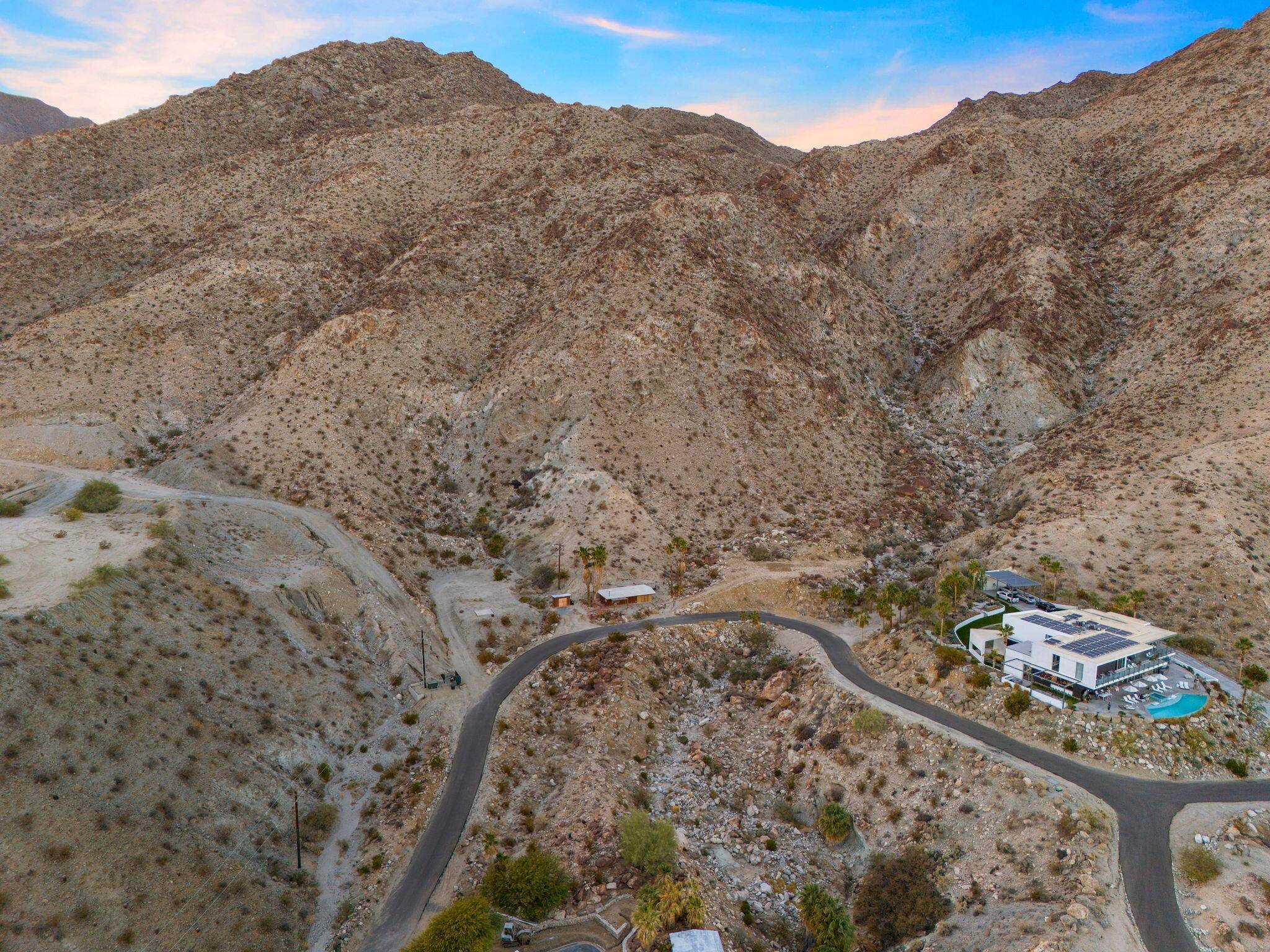 Palm Desert, CA 92260,71120 Oasis TRL