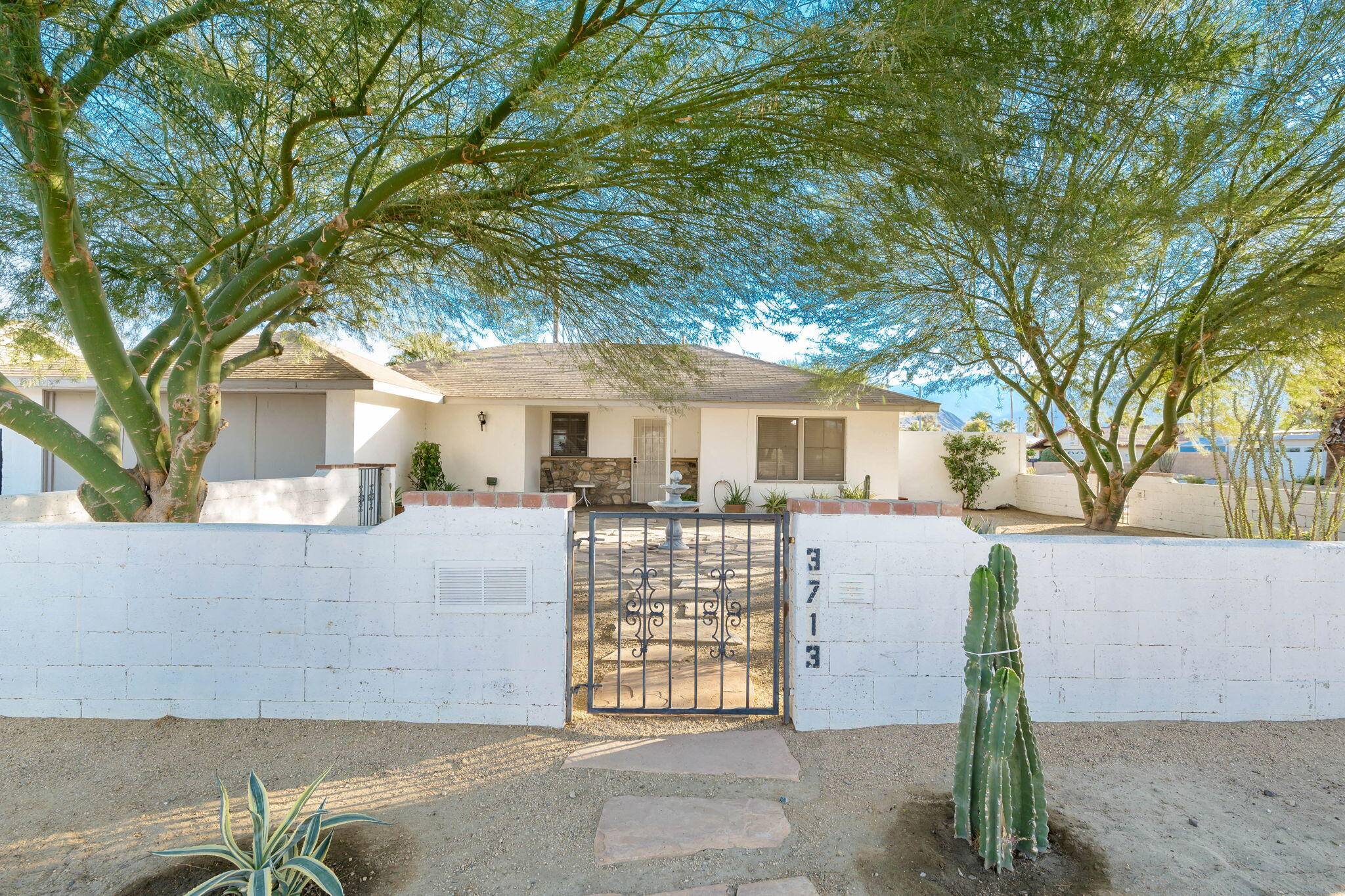 Palm Springs, CA 92264,3713 Cll San Antonio