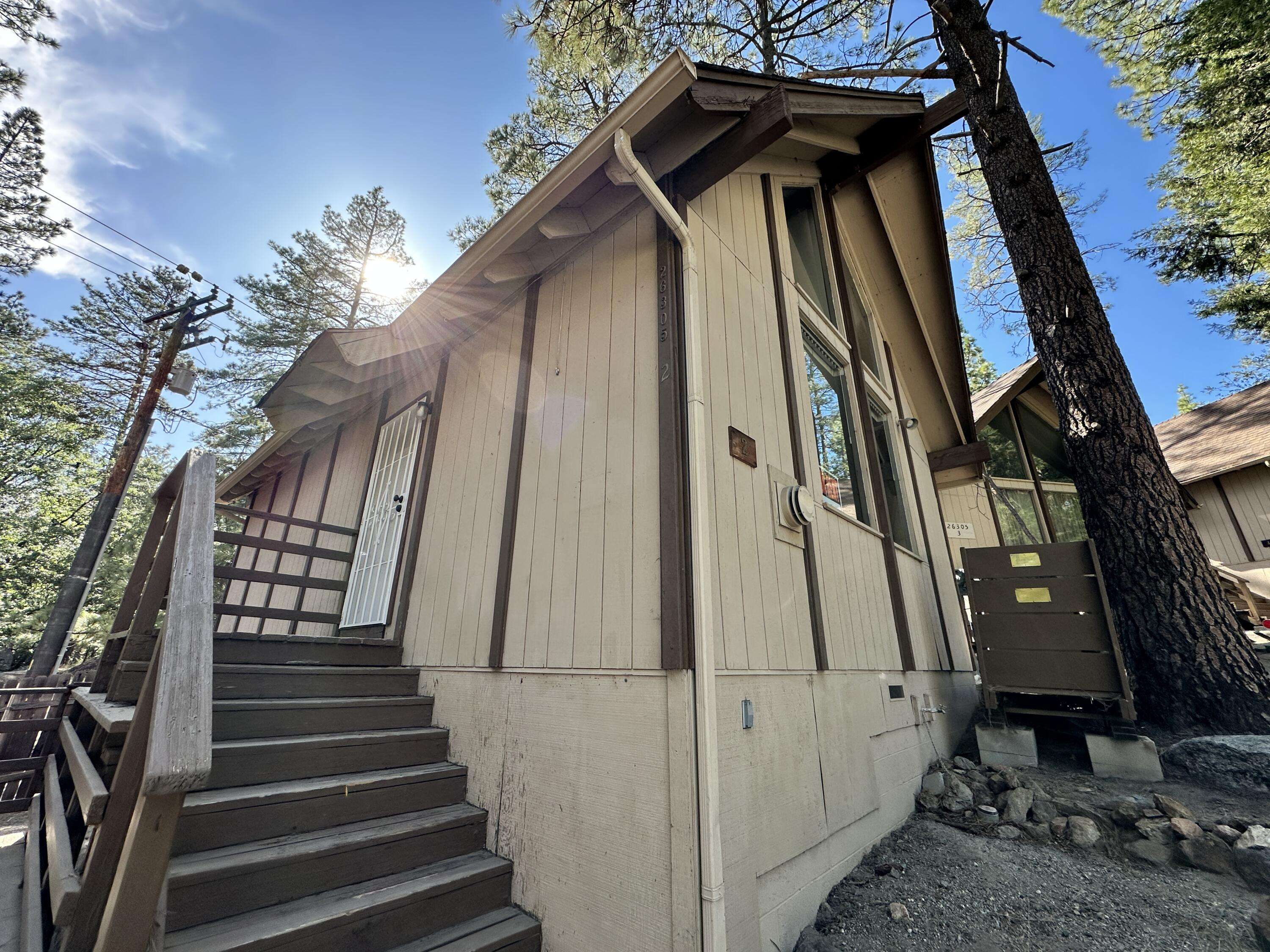 Idyllwild, CA 92549,26305 Delano DR