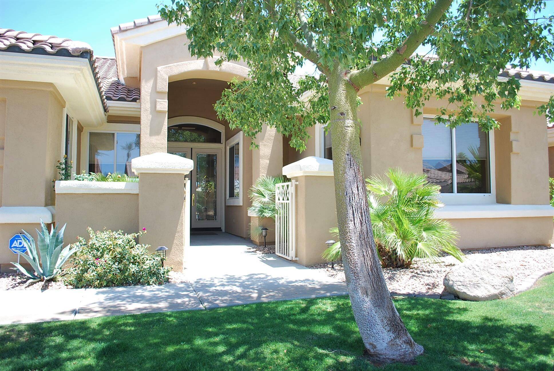 Palm Desert, CA 92211,37810 Pineknoll AVE