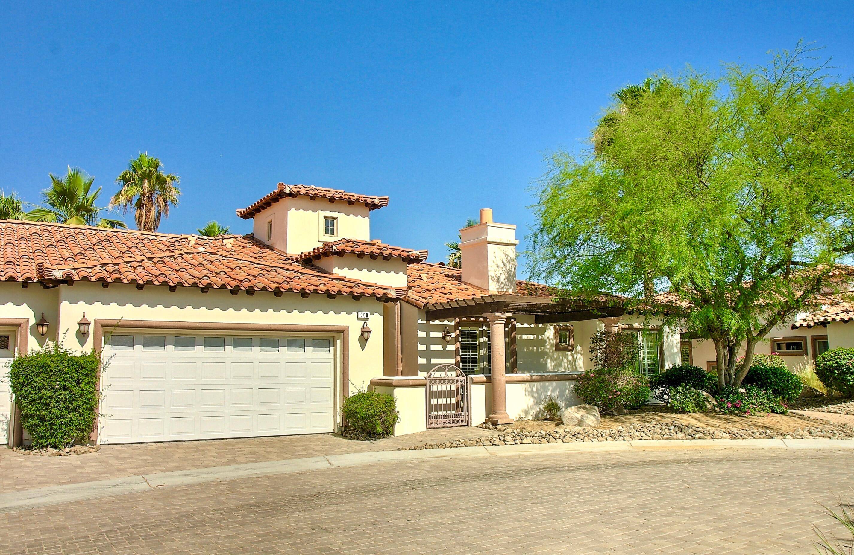 Palm Desert, CA 92260,308 Piazza Roma