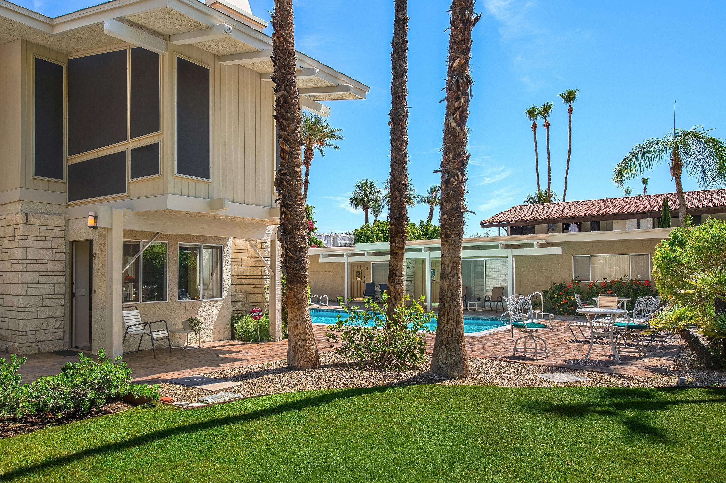 Palm Springs, CA 92262,290 S San Jacinto DR #9
