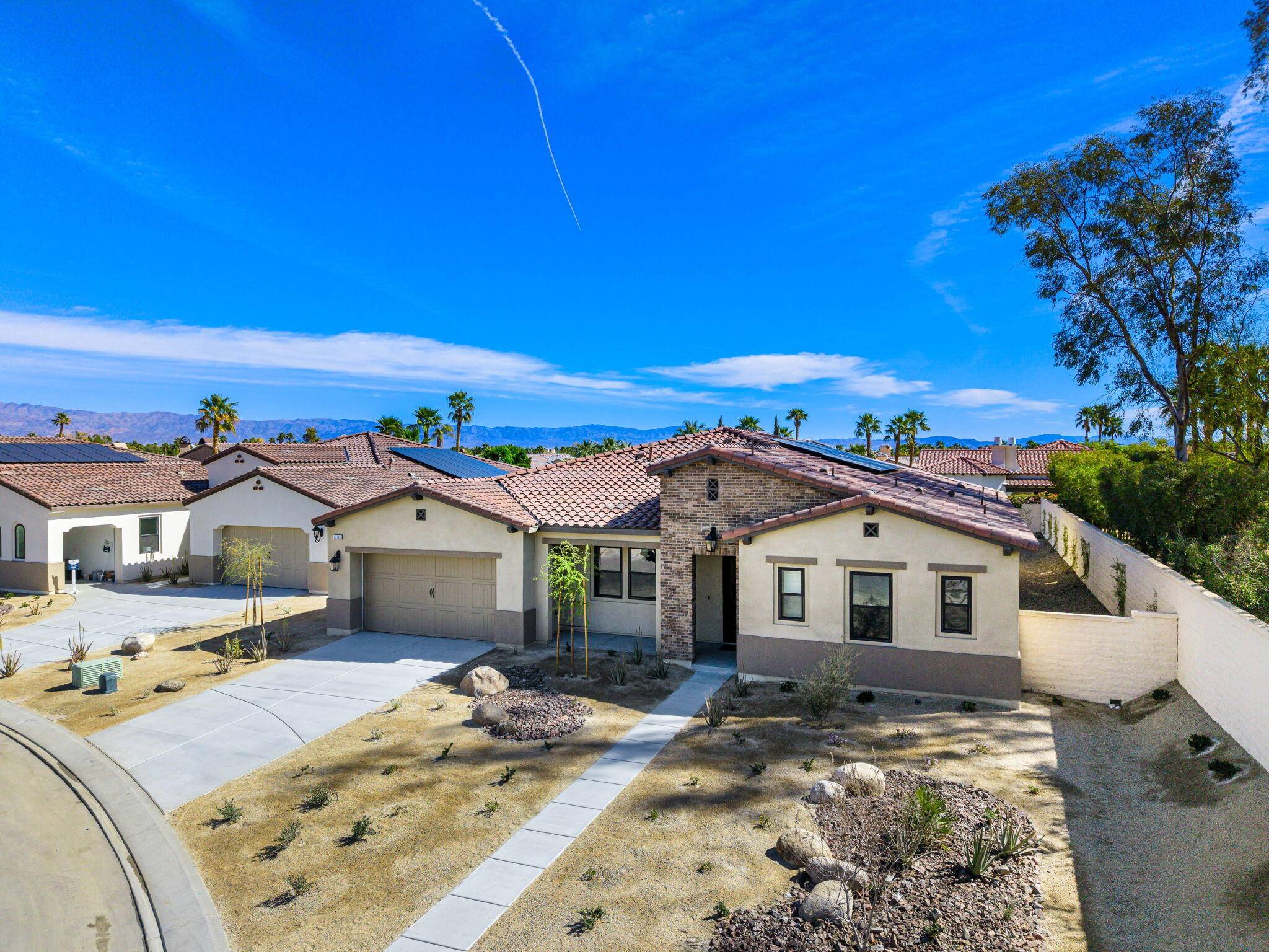 La Quinta, CA 92253,57505 Cherrywood PL