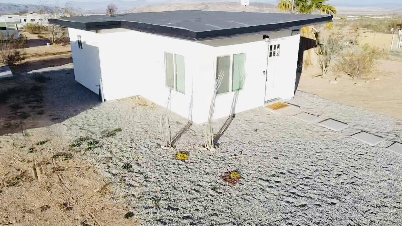 Landers, CA 92285,55724 Sunnyslope DR
