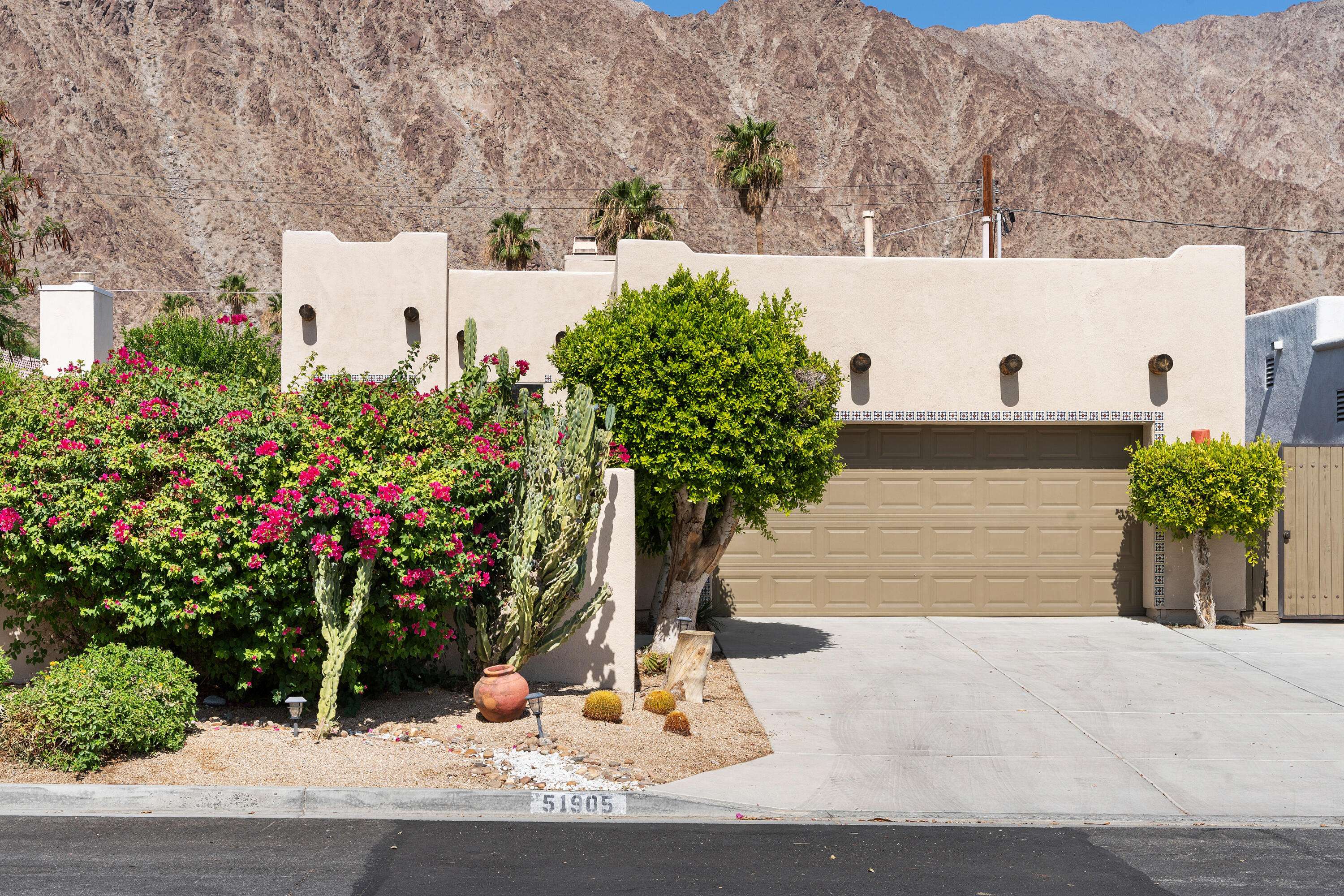 La Quinta, CA 92253,51905 Avenida Obregon