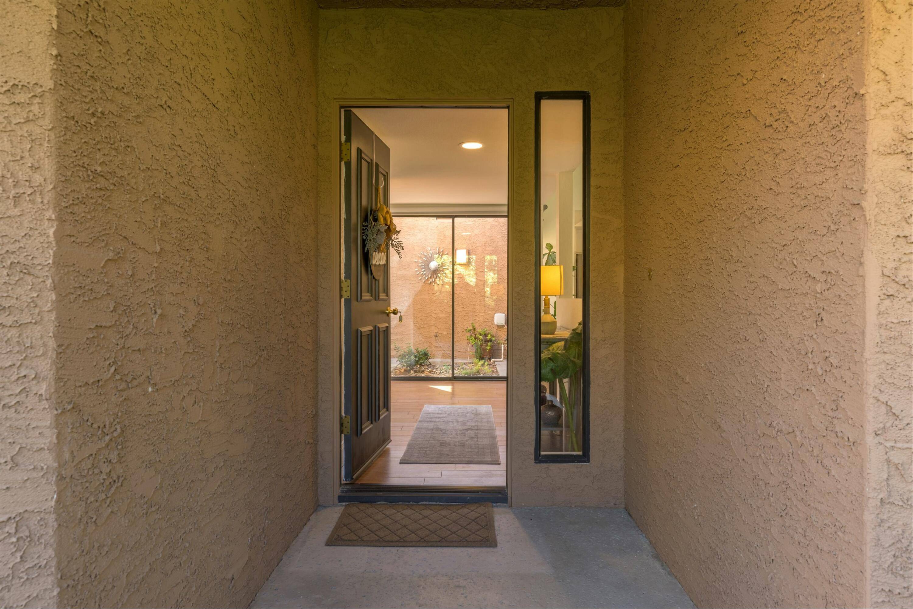 Palm Desert, CA 92260,48629 Sundrop CT