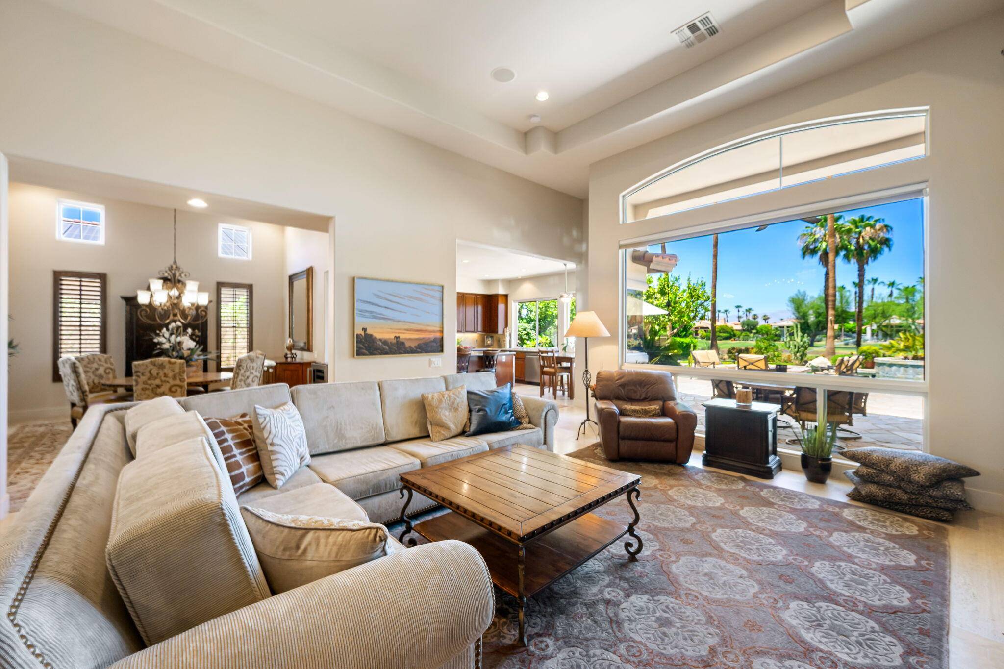 La Quinta, CA 92253,48650 Vista Estrella