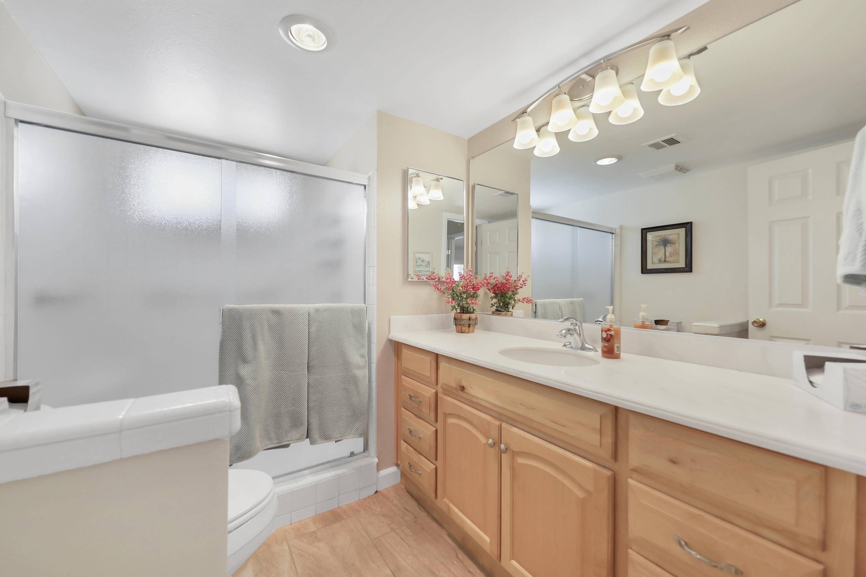 Palm Desert, CA 92211,40649 Inverness WAY