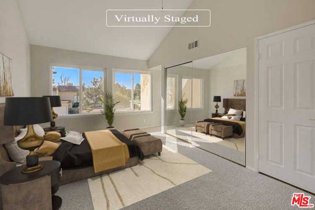 Anaheim, CA 92807,248 S VISTA DEL MONTE