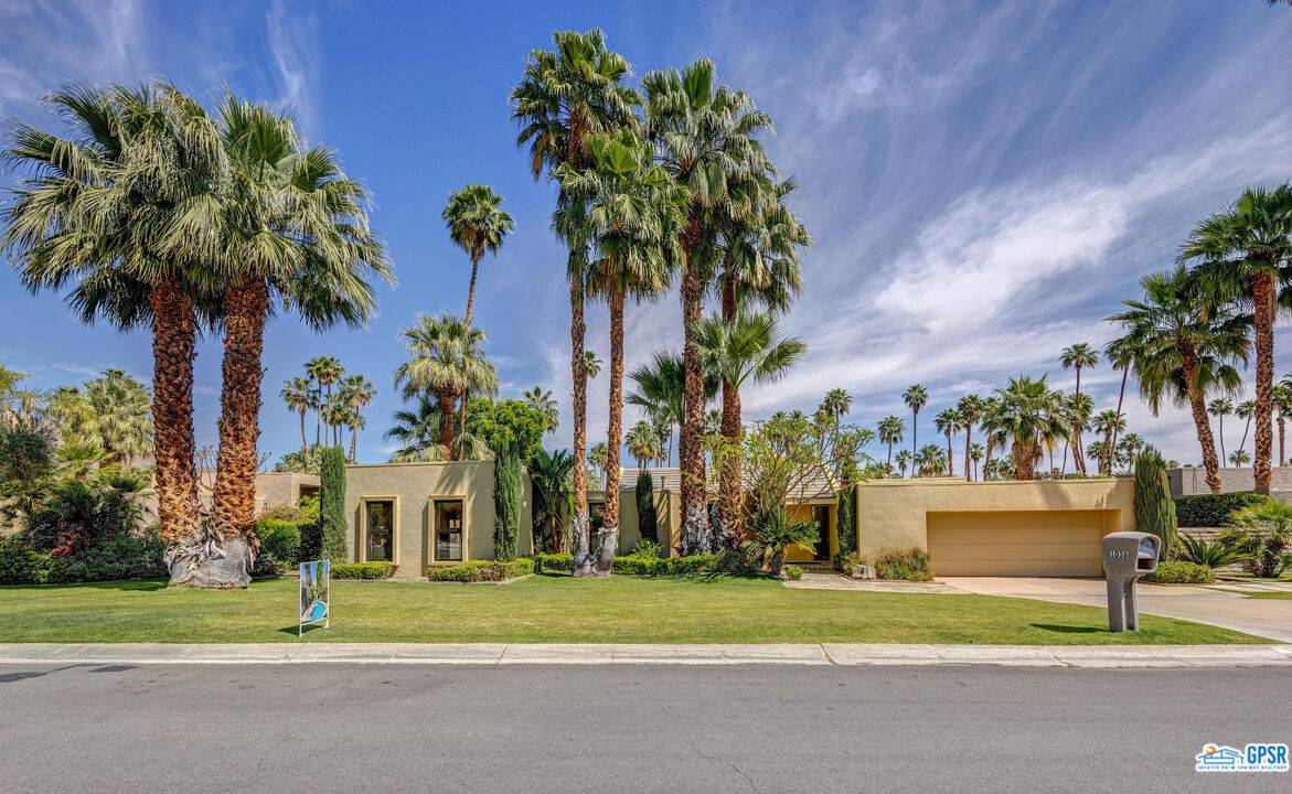 Palm Springs, CA 92264,1036 E SUNTAN LN