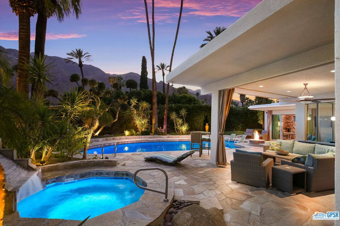 Palm Springs, CA 92262,296 W HERMOSA PL