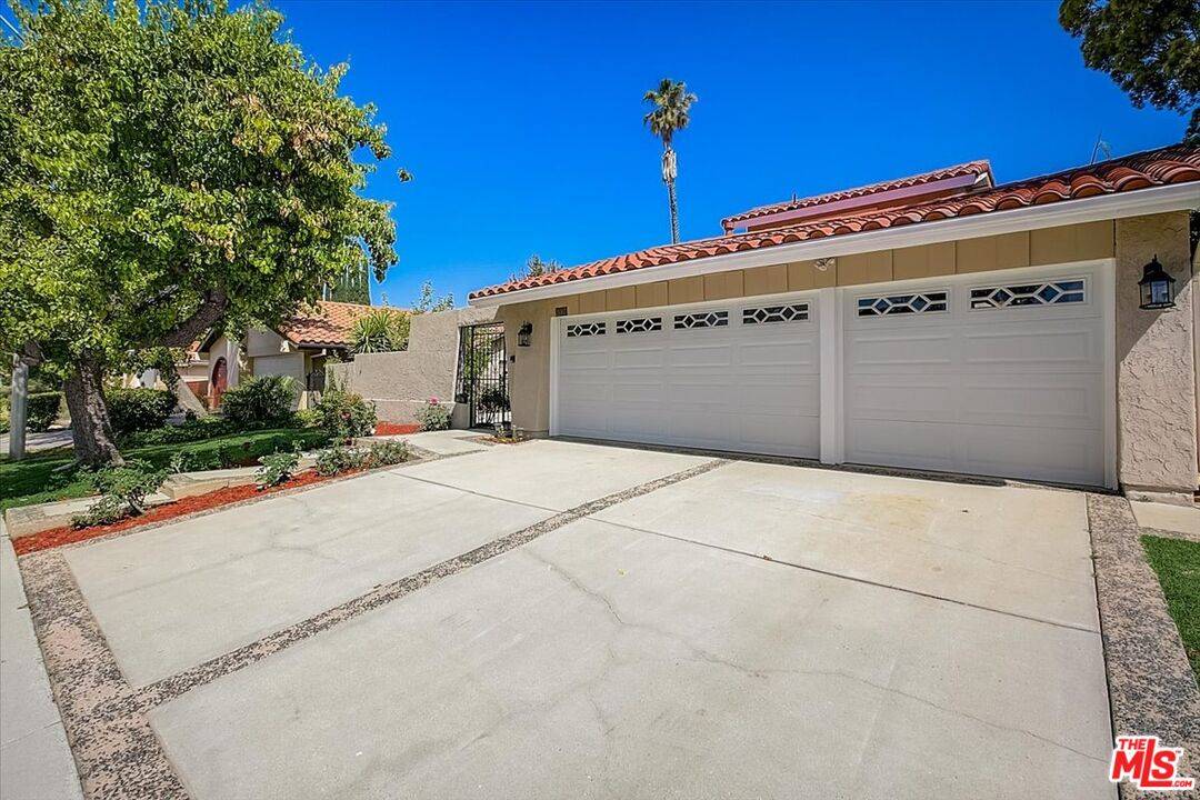 Agoura Hills, CA 91301,28907 EAGLETON ST