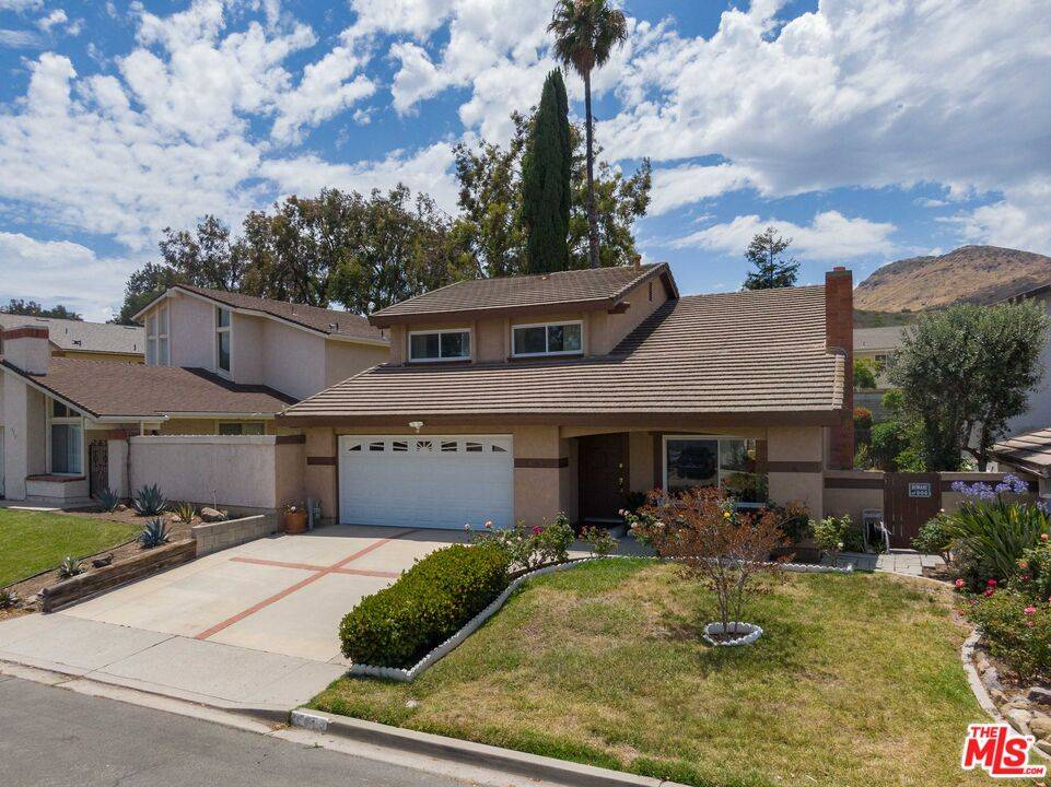 Newbury Park, CA 91320,645 MARTINIQUE PL